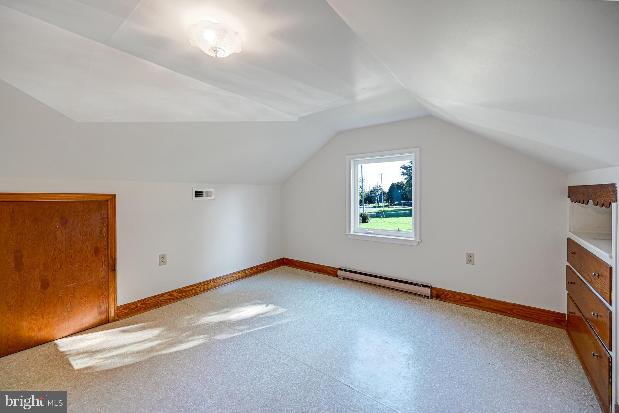 WATERSVILLE - Residential