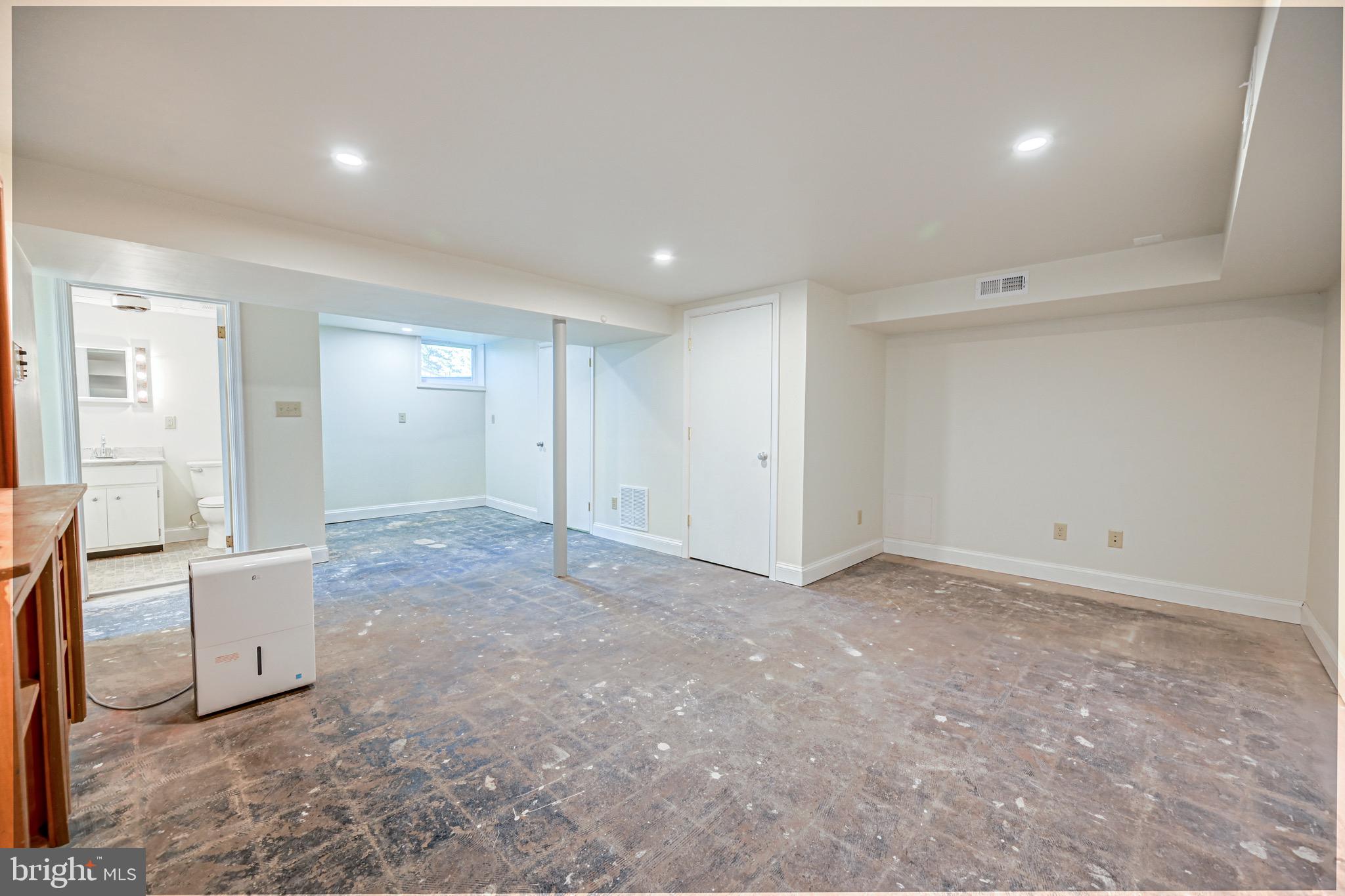 WATERSVILLE - Residential