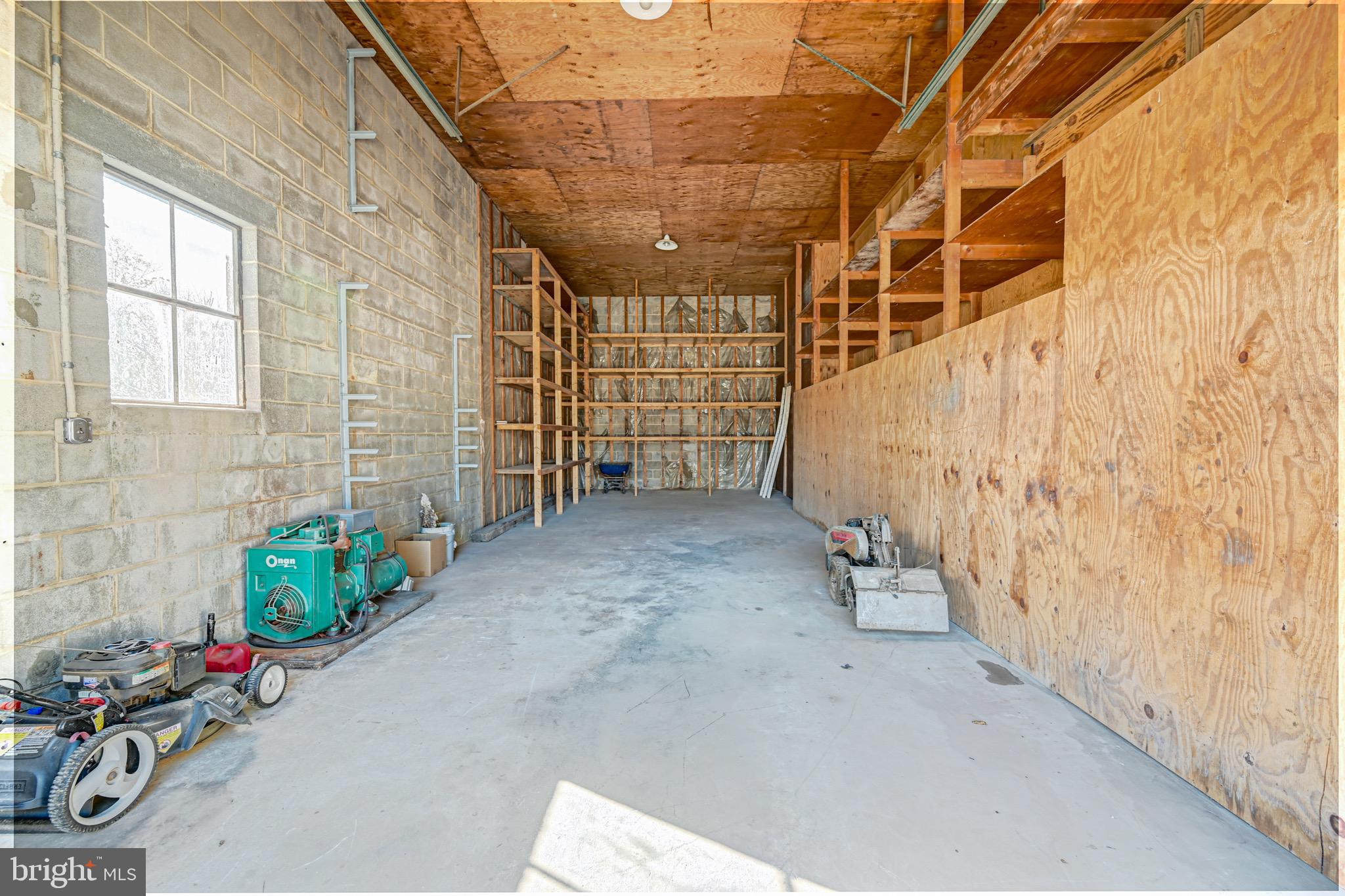 WATERSVILLE - Residential