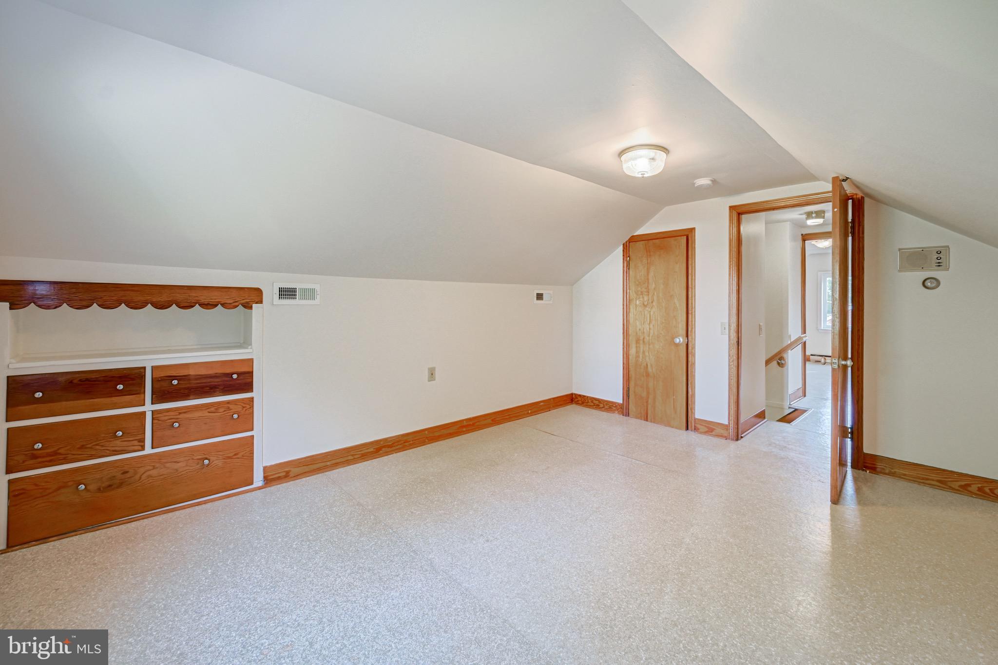 WATERSVILLE - Residential