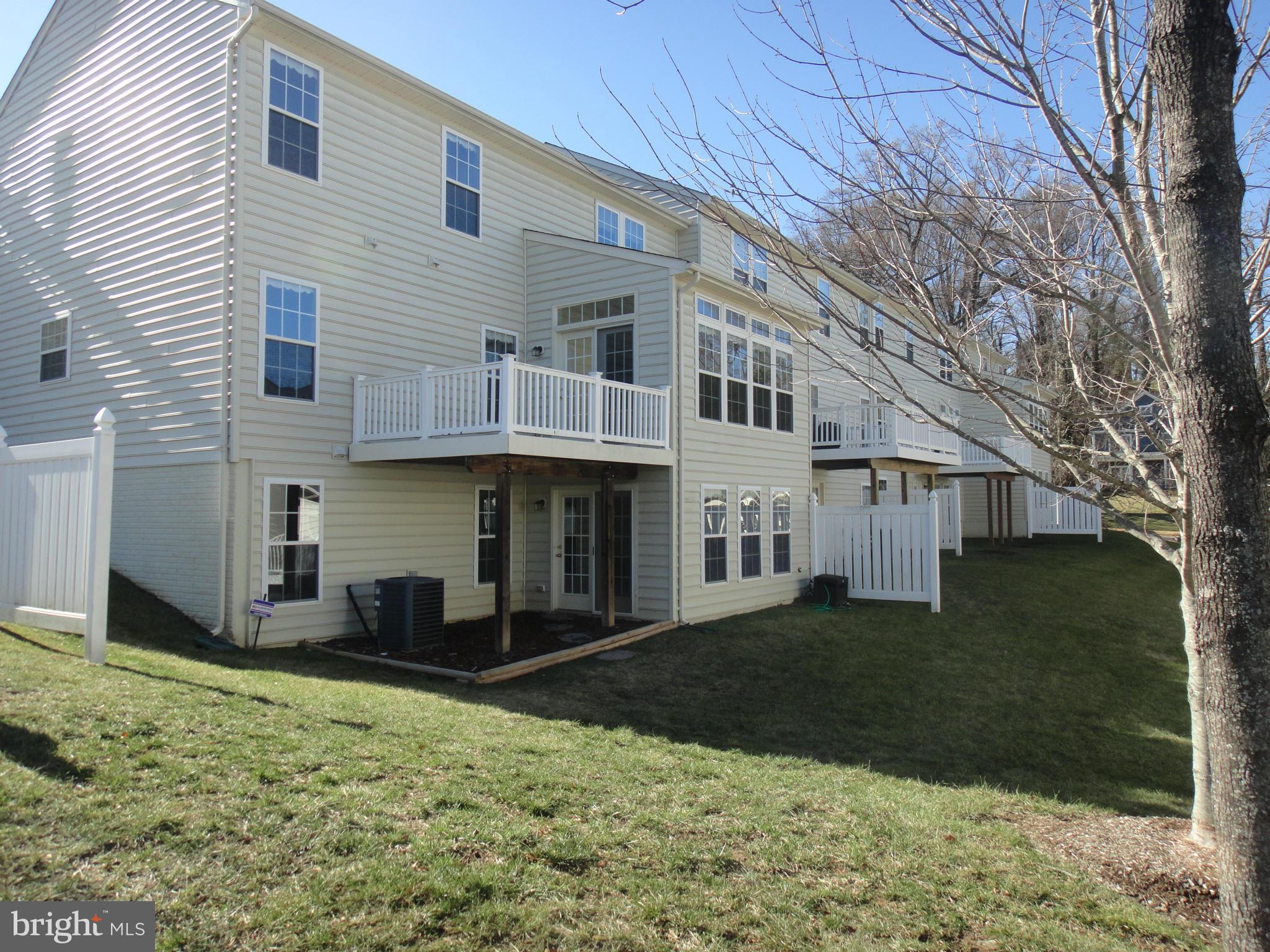 VILLAS AT THE RIDGES - Residential Lease