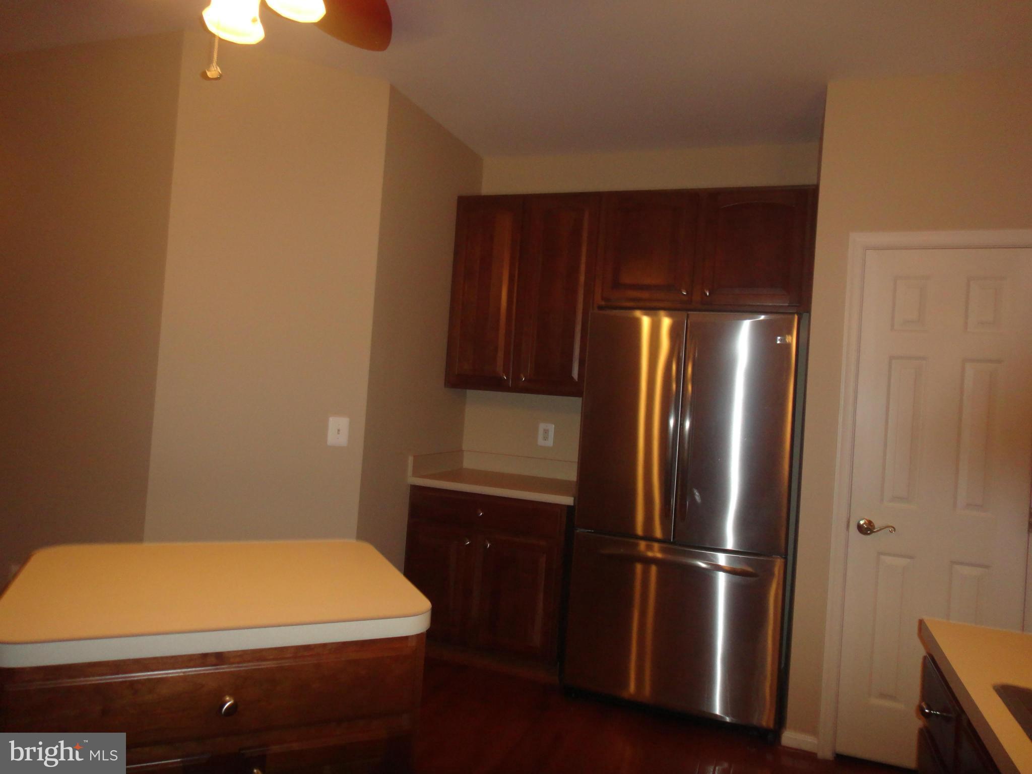 VILLAS AT THE RIDGES - Residential Lease