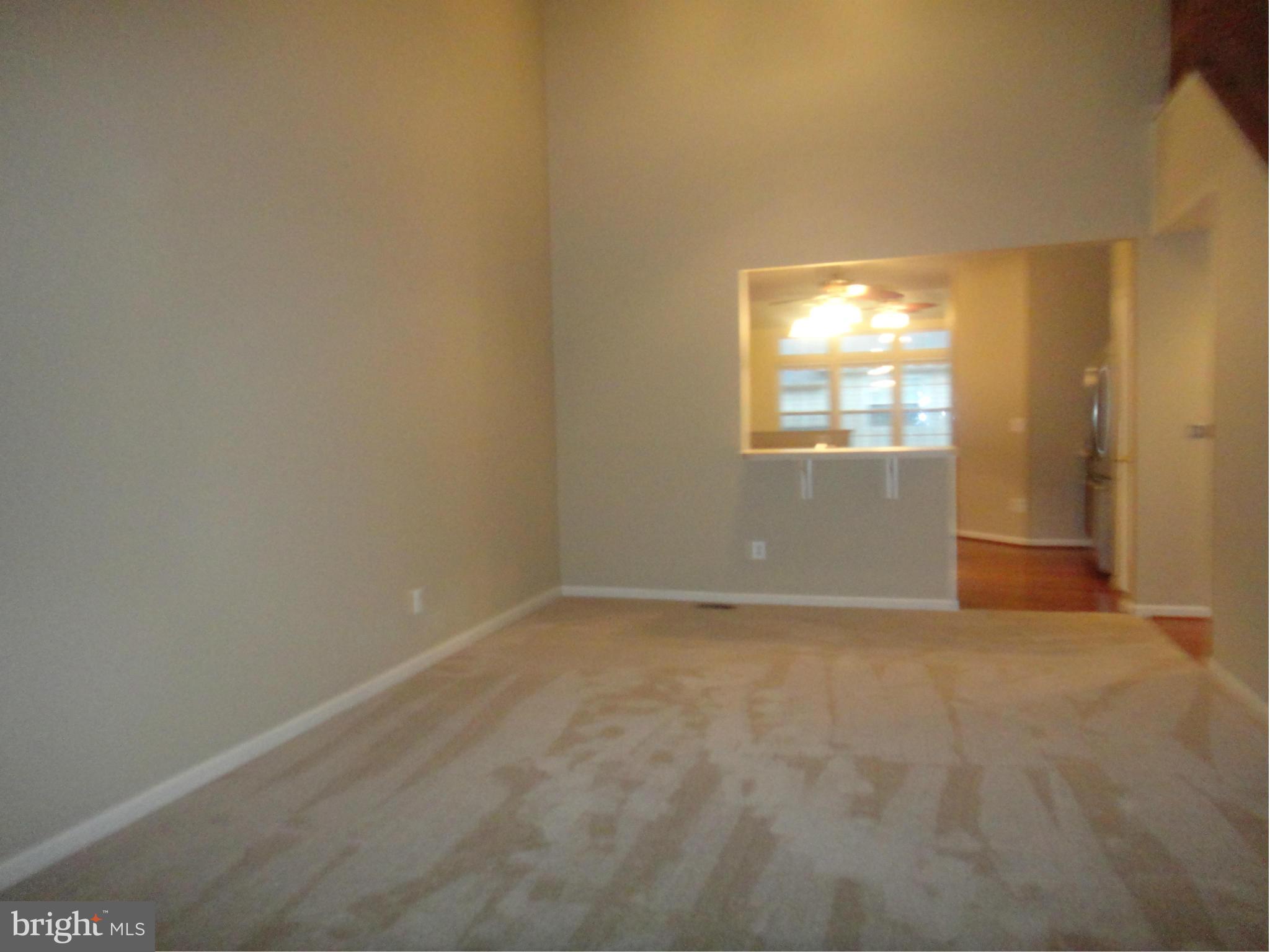 VILLAS AT THE RIDGES - Residential Lease