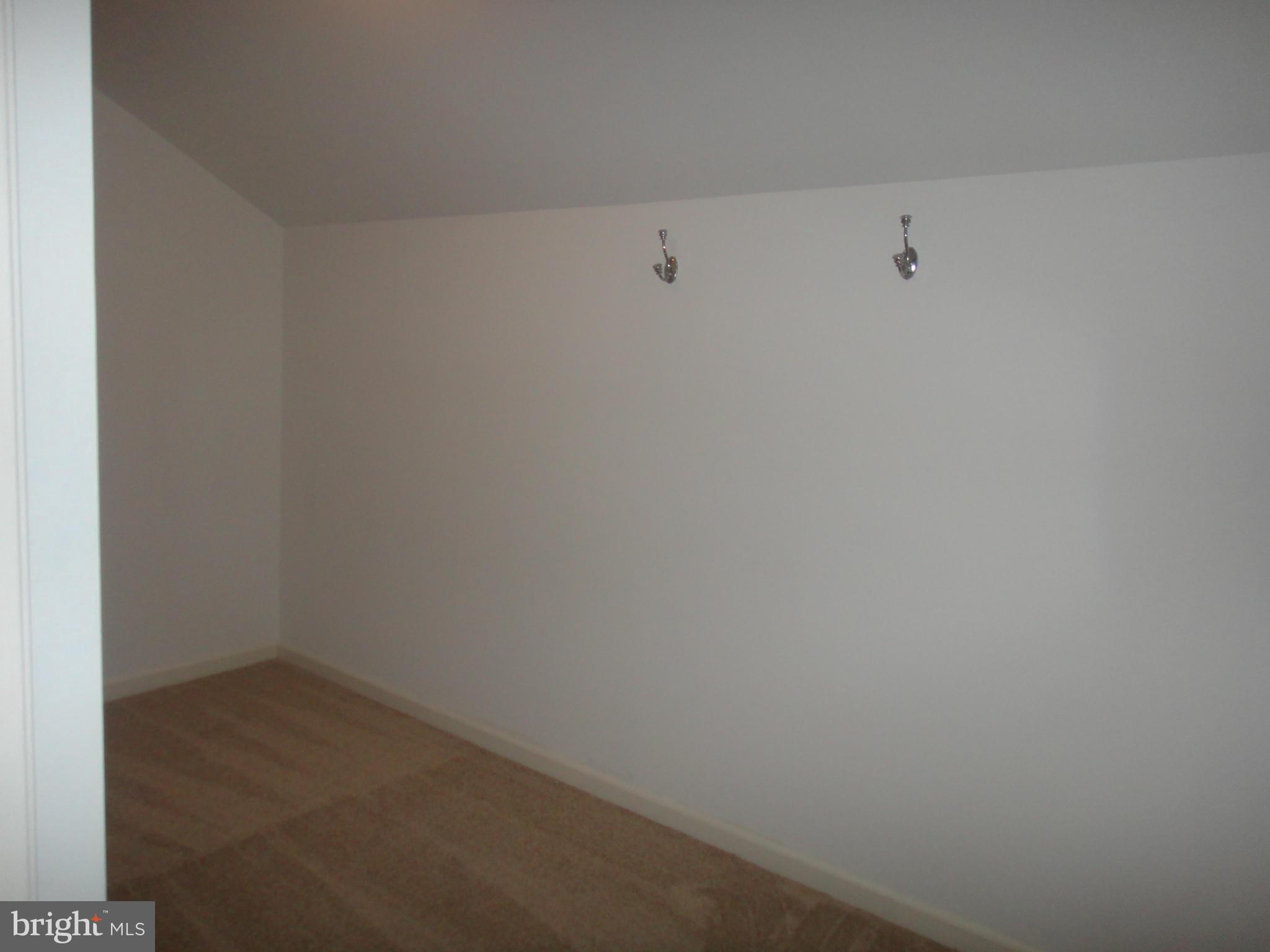 VILLAS AT THE RIDGES - Residential Lease