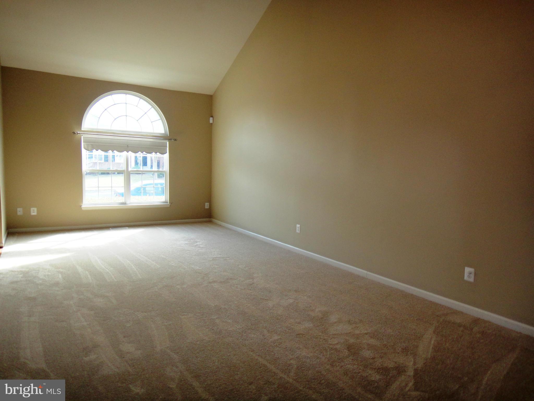 VILLAS AT THE RIDGES - Residential Lease