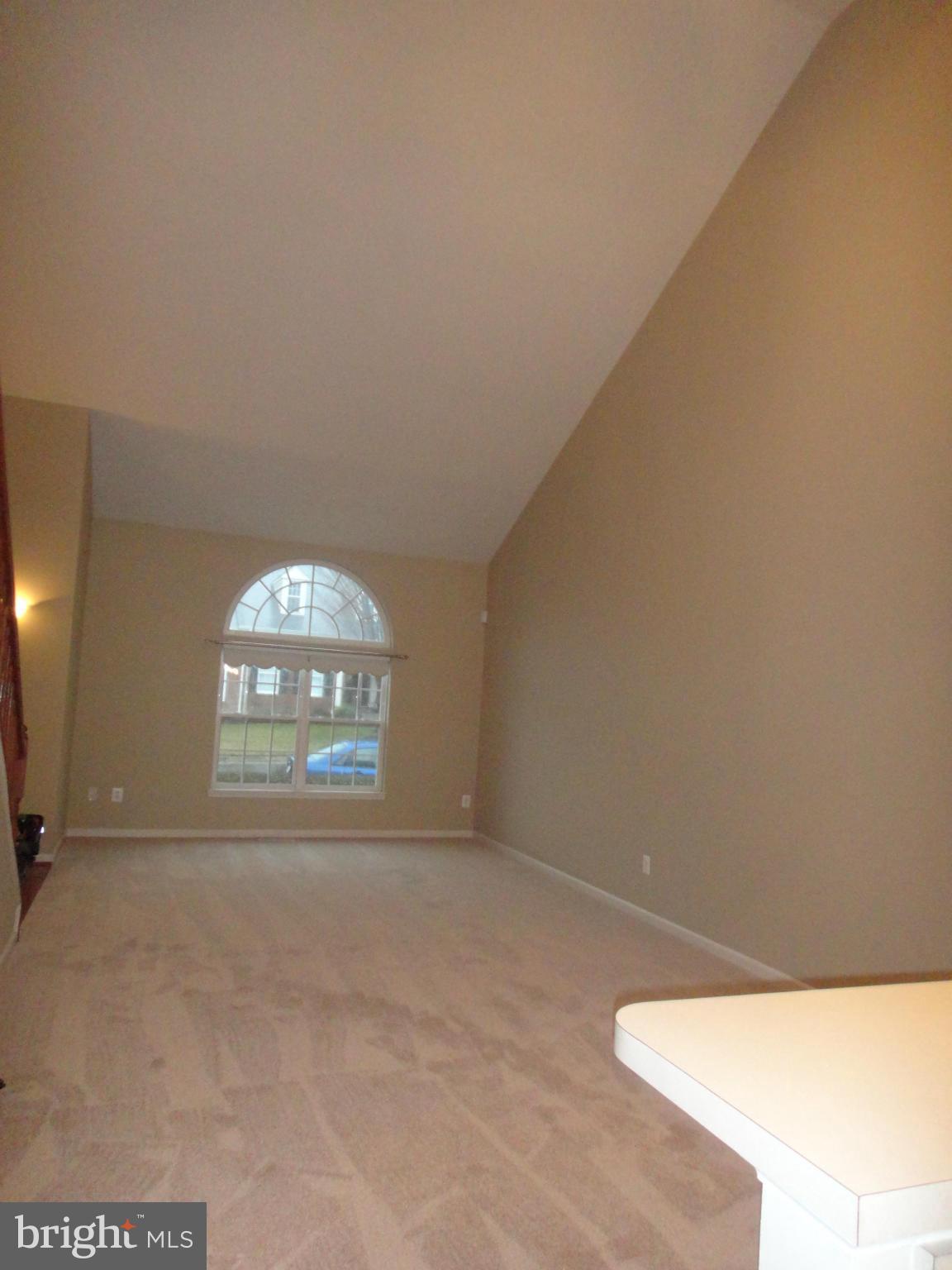 VILLAS AT THE RIDGES - Residential Lease