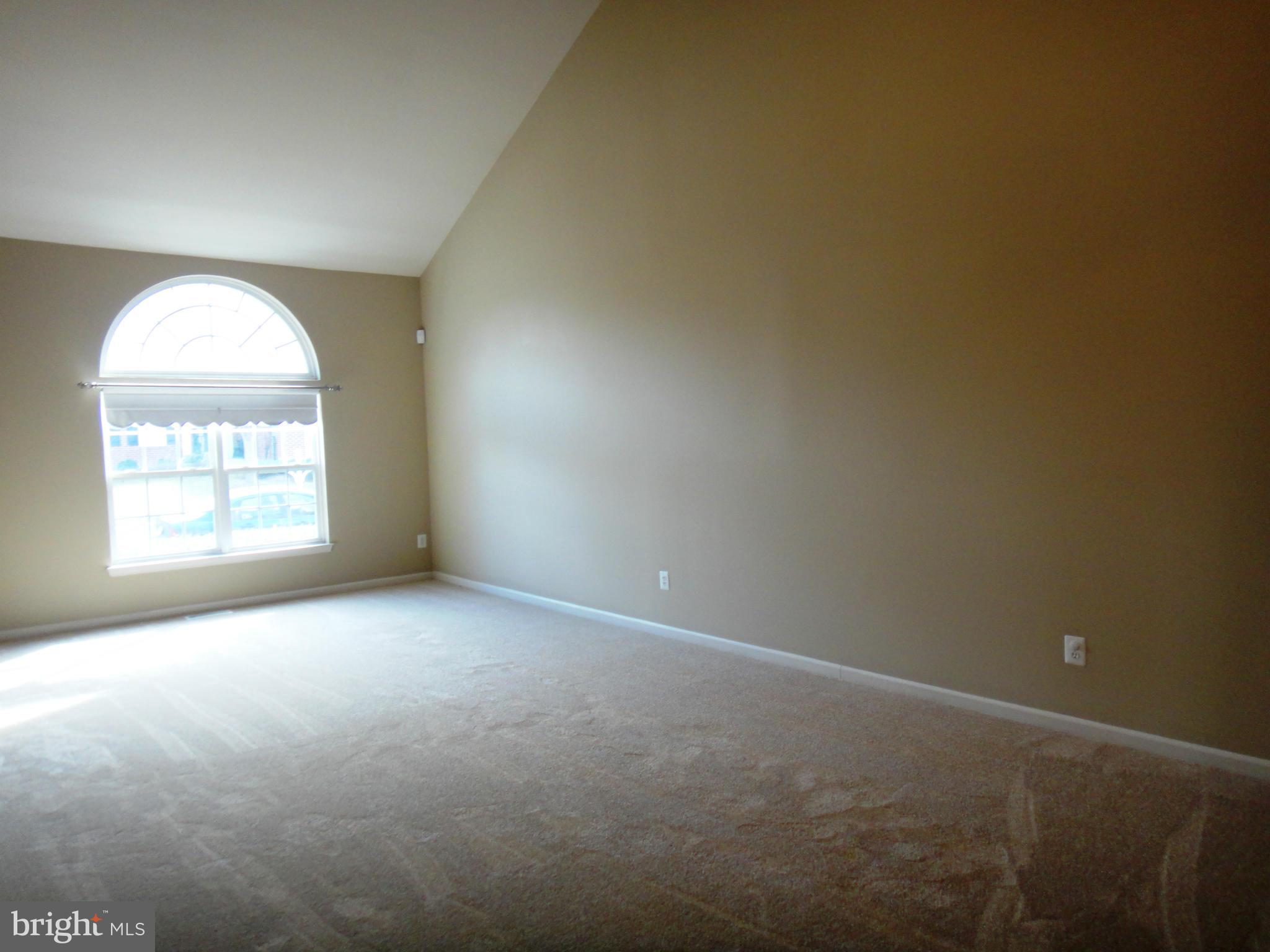 VILLAS AT THE RIDGES - Residential Lease