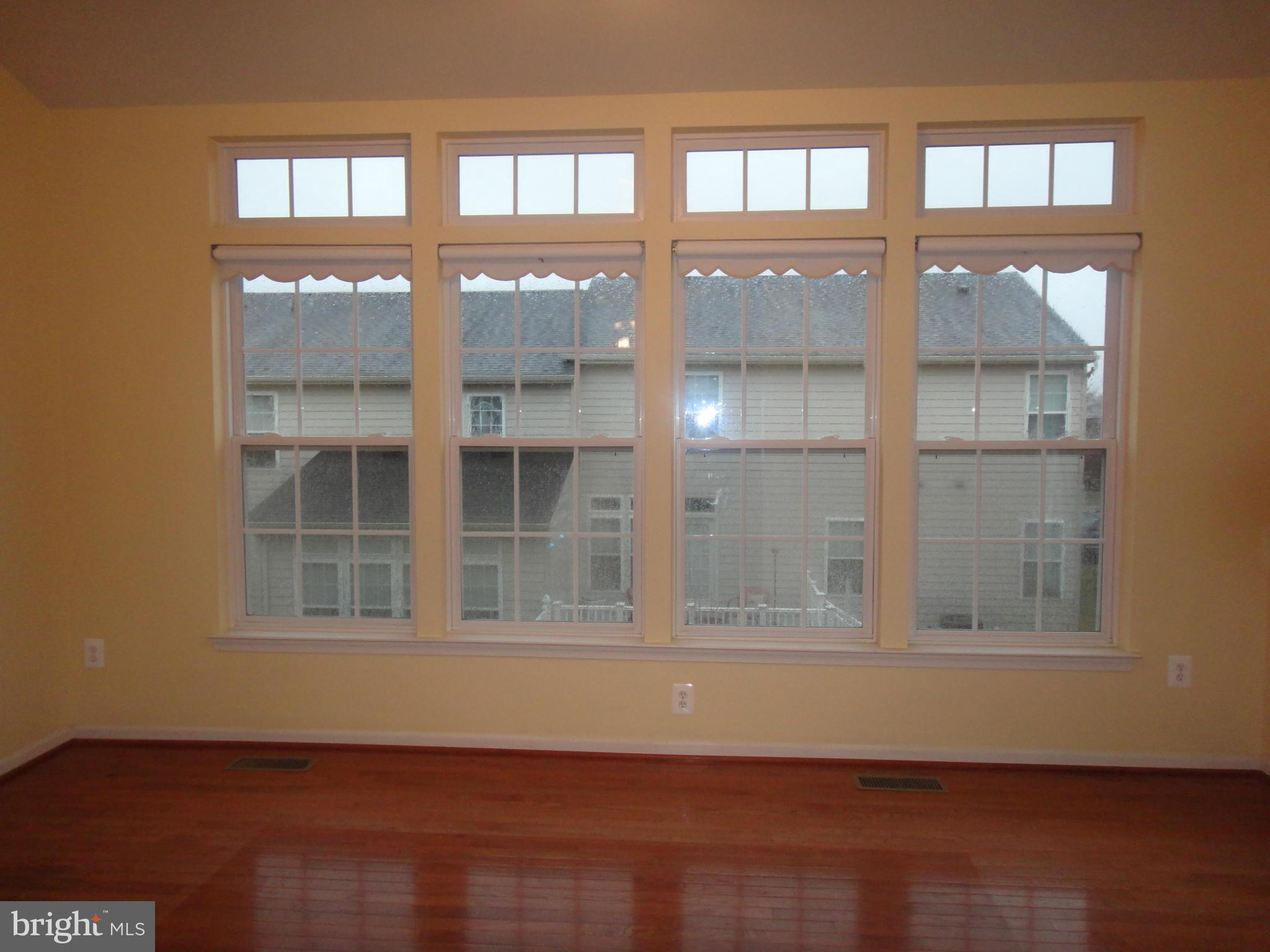 VILLAS AT THE RIDGES - Residential Lease