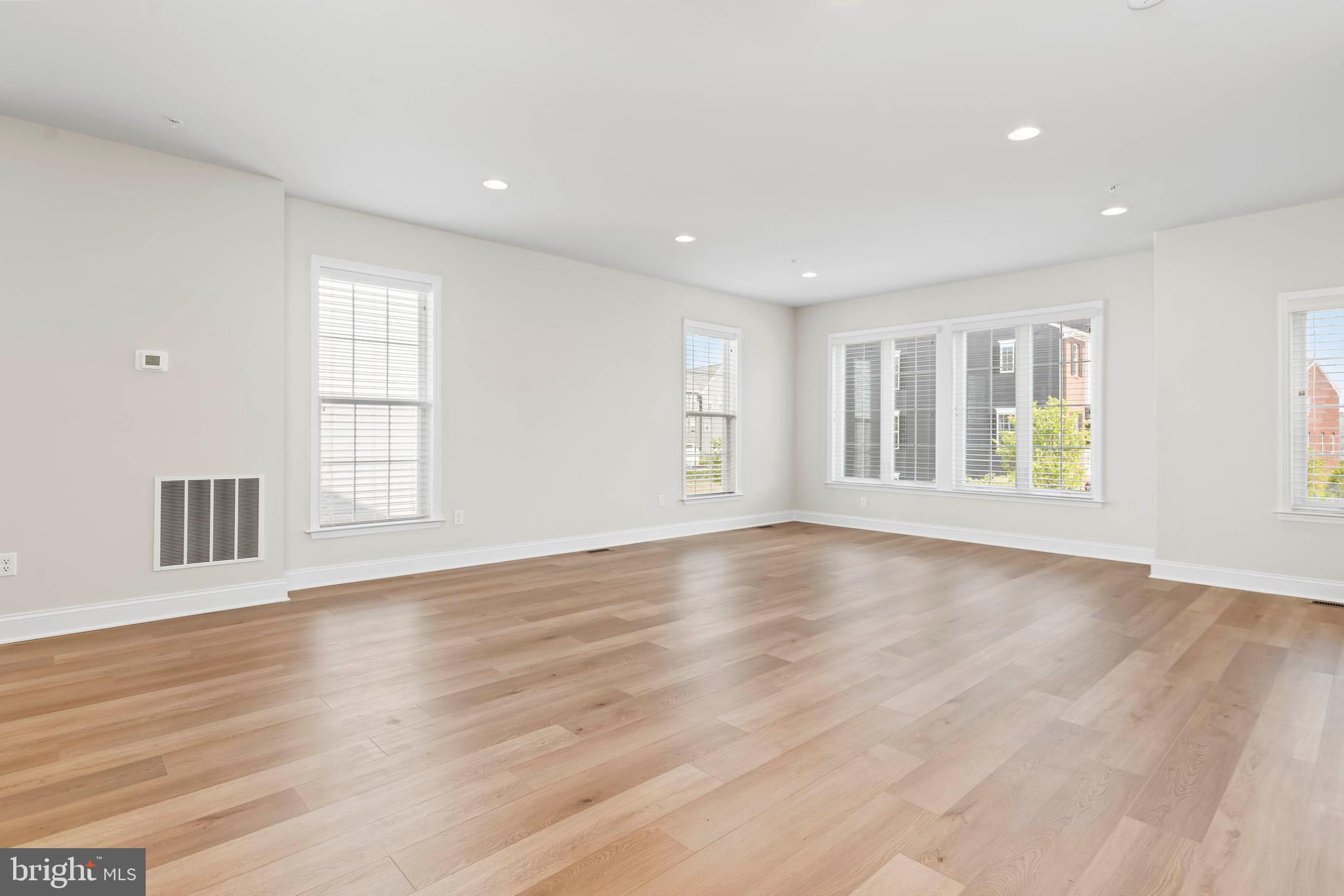 ARCONA - Residential Lease