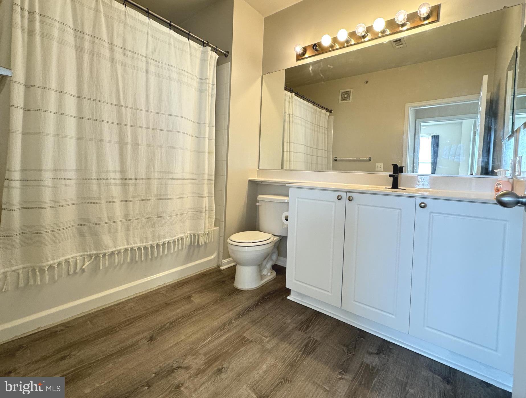 MARQUIS AT VIENNA STATION - Residential Lease