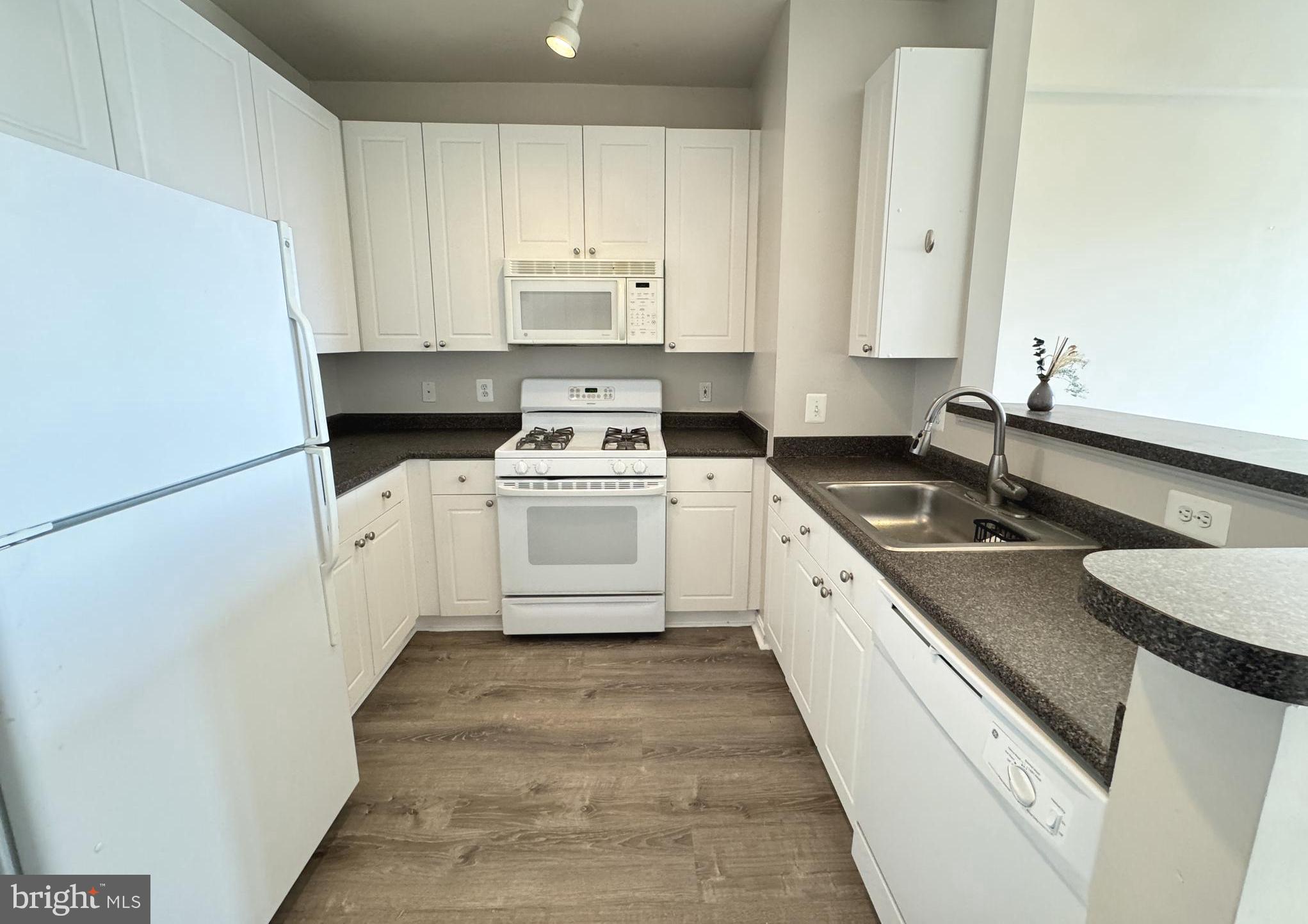 MARQUIS AT VIENNA STATION - Residential Lease