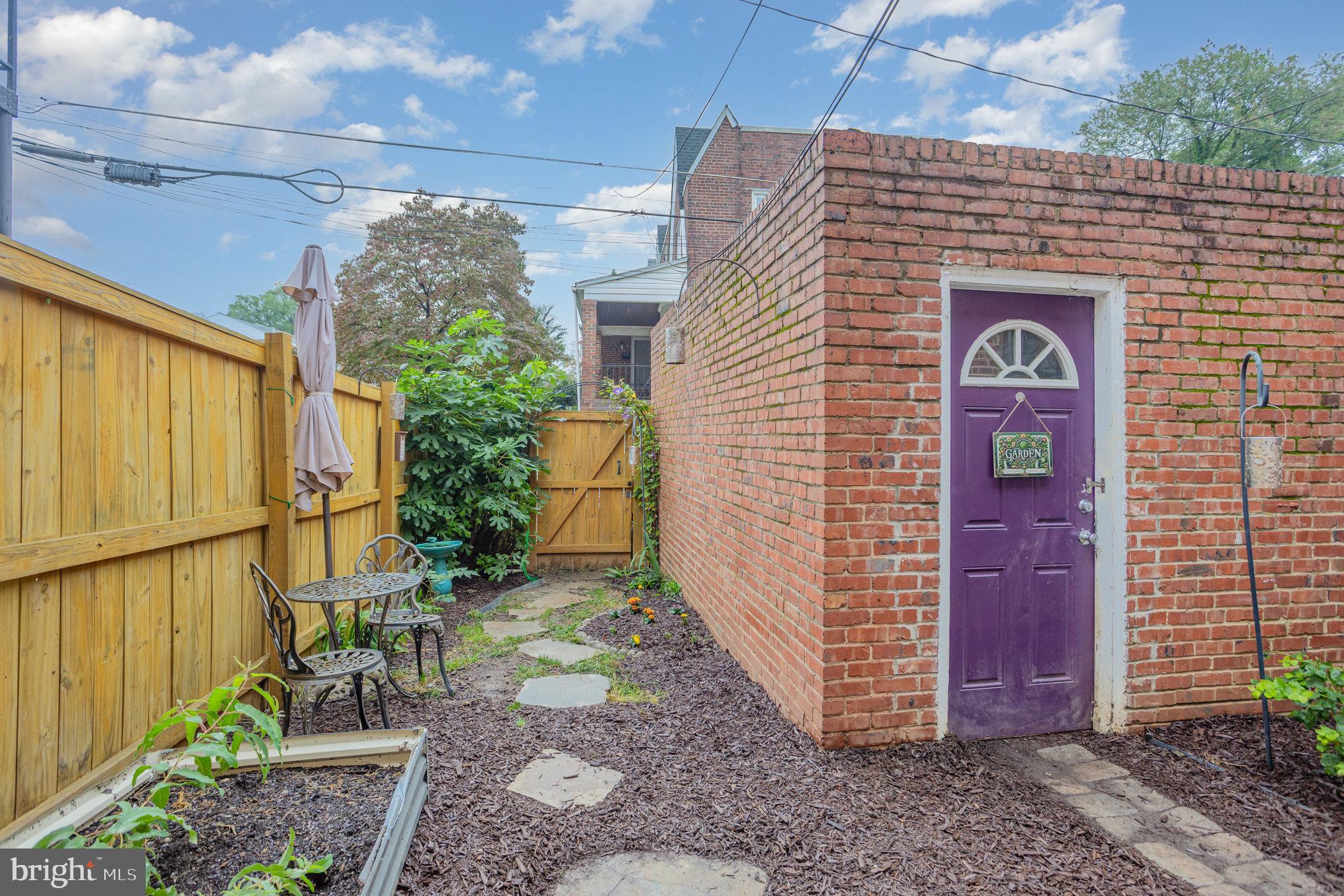 CATONSVILLE - Residential