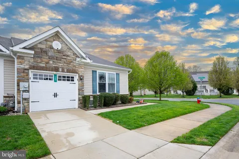 105 Cresthaven Lane, Dover, DE MLS: DEKT2036256