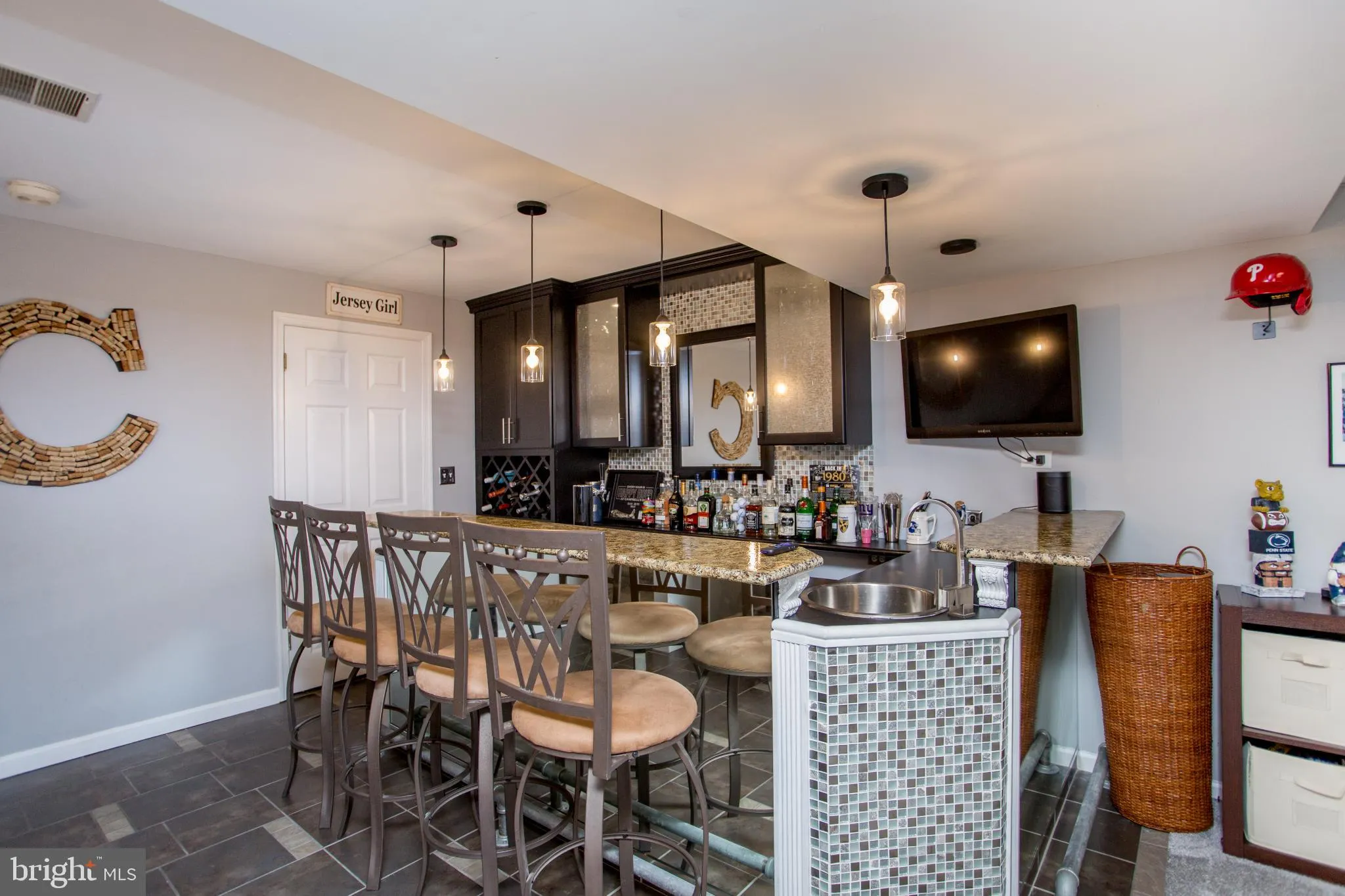 Chalfont, Pennsylvania 18914, United States, 3 Bedrooms Bedrooms, ,3 BathroomsBathrooms,Residential,Contingent,198769