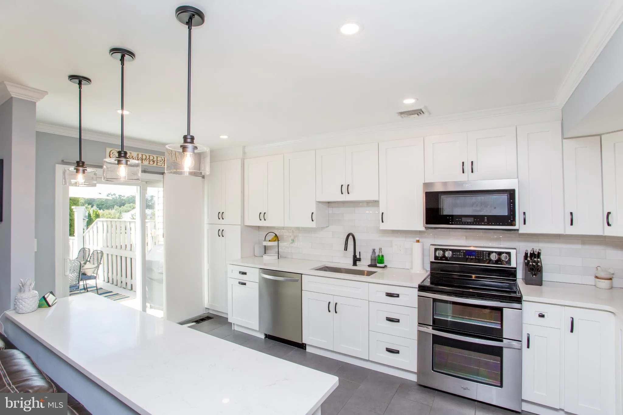 Chalfont, Pennsylvania 18914, United States, 3 Bedrooms Bedrooms, ,3 BathroomsBathrooms,Residential,Contingent,198769