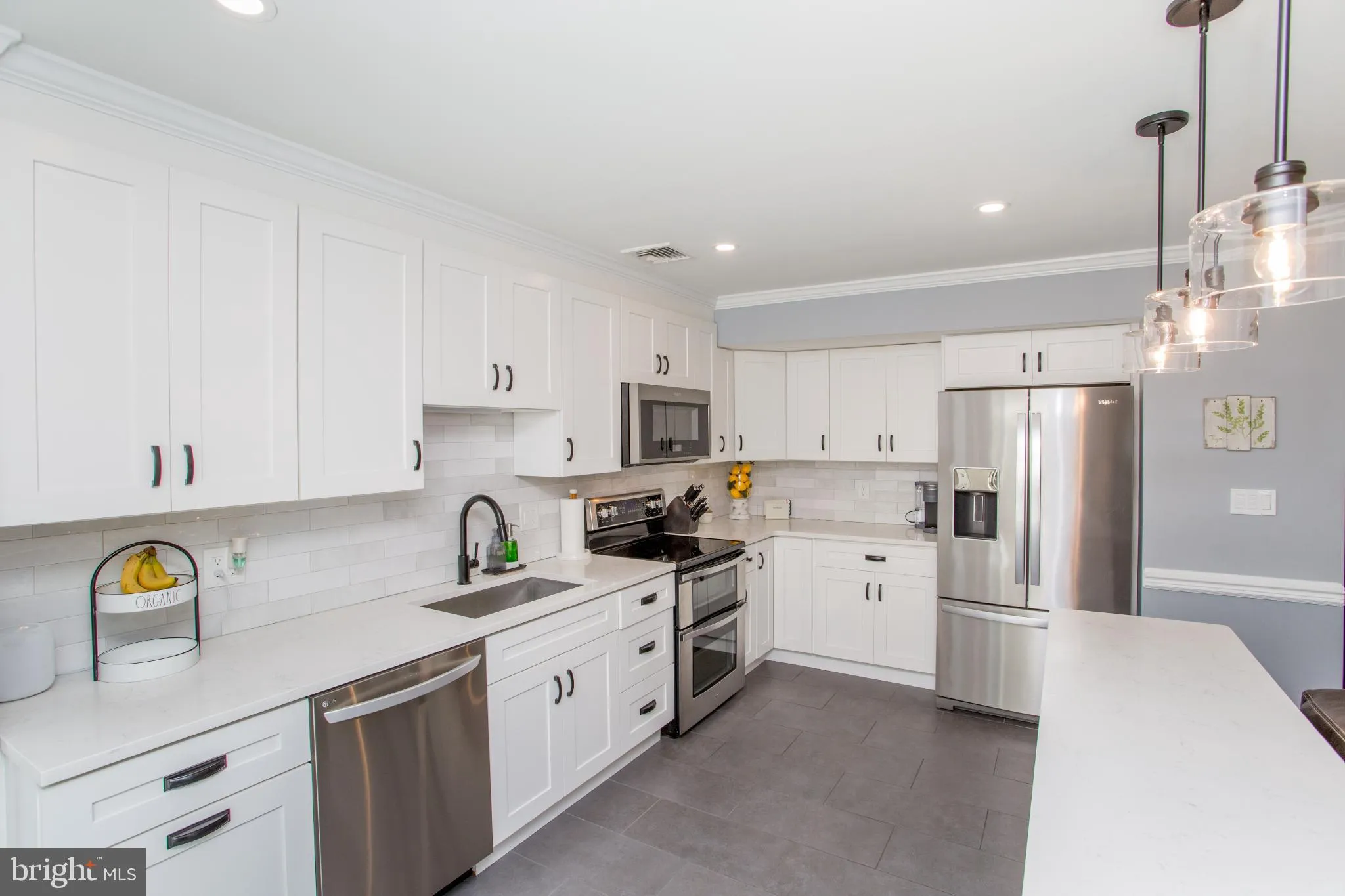 Chalfont, Pennsylvania 18914, United States, 3 Bedrooms Bedrooms, ,3 BathroomsBathrooms,Residential,Contingent,198769