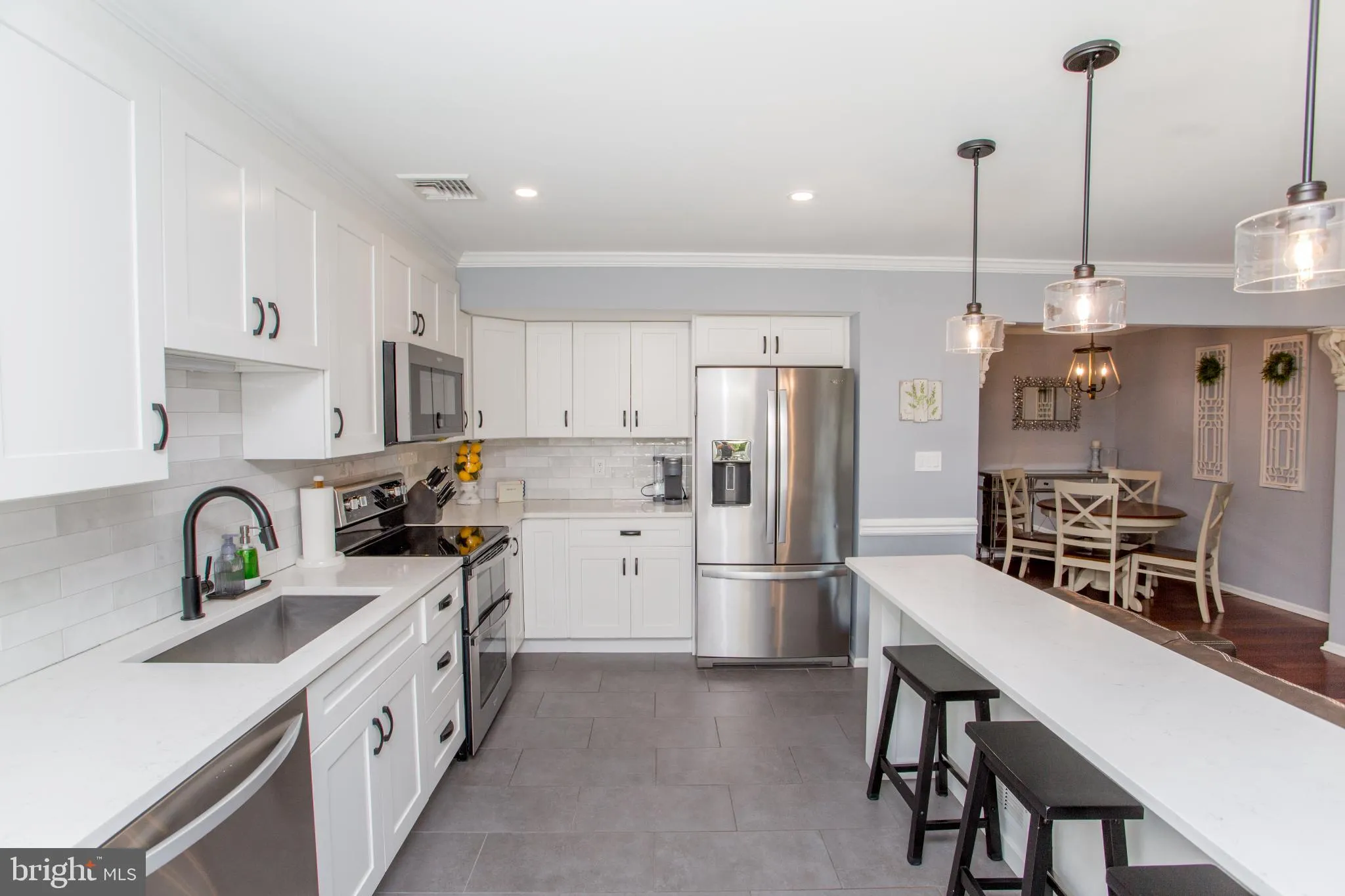 Chalfont, Pennsylvania 18914, United States, 3 Bedrooms Bedrooms, ,3 BathroomsBathrooms,Residential,Contingent,198769