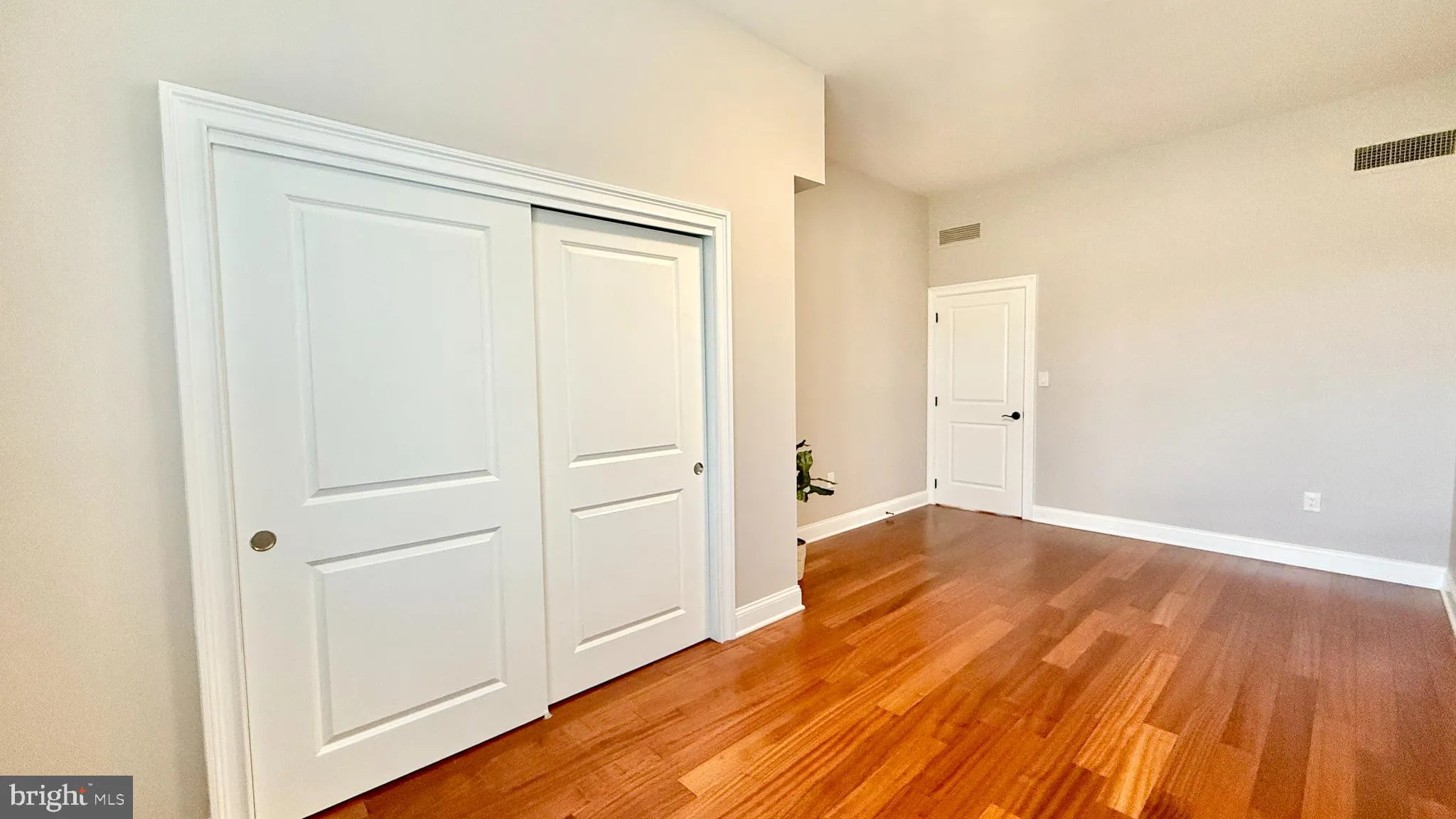 Princeton, New Jersey 08540, United States, 2 Bedrooms Bedrooms, ,2 BathroomsBathrooms,Residential,Active,117513