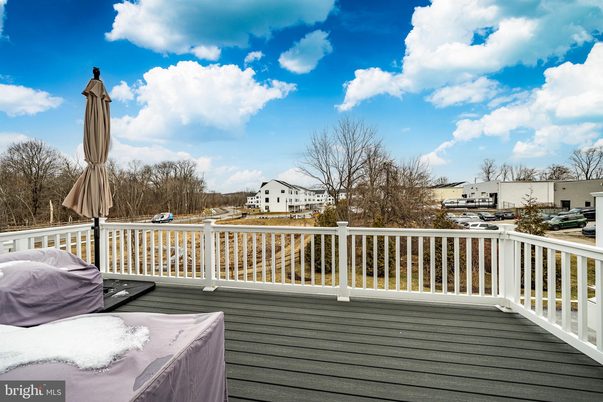 EXTON WALK - Residential