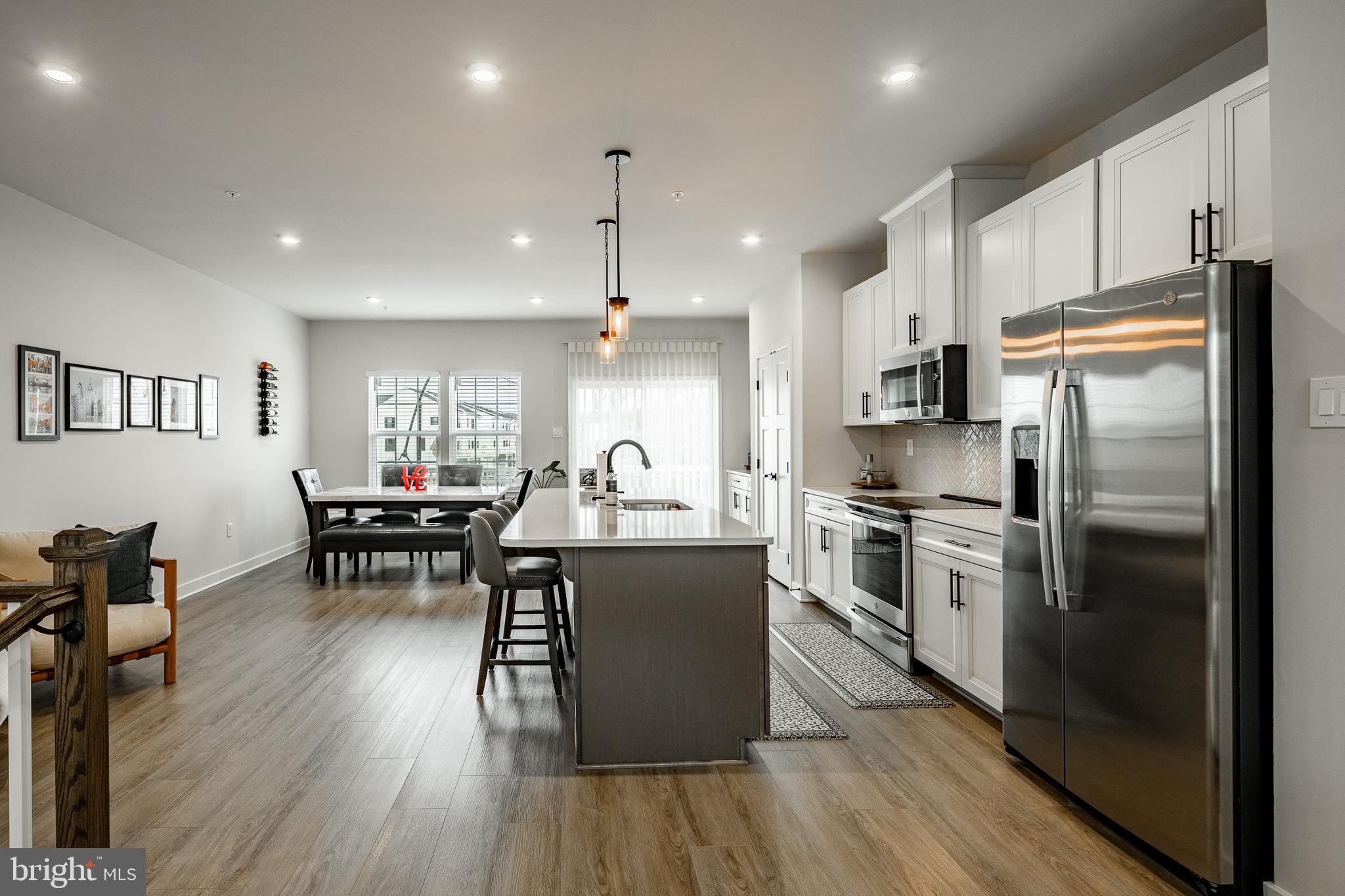 EXTON WALK - Residential