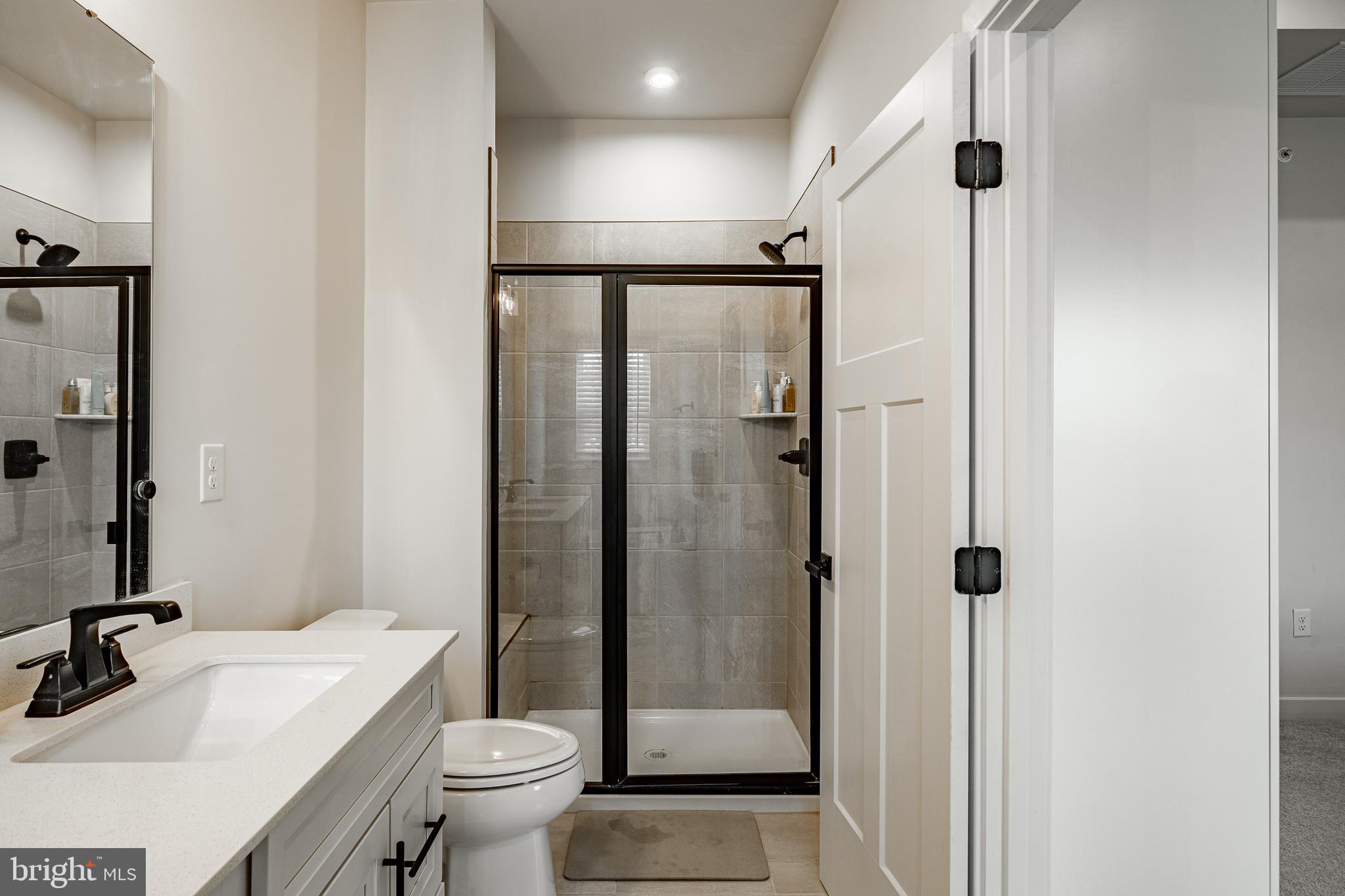 EXTON WALK - Residential