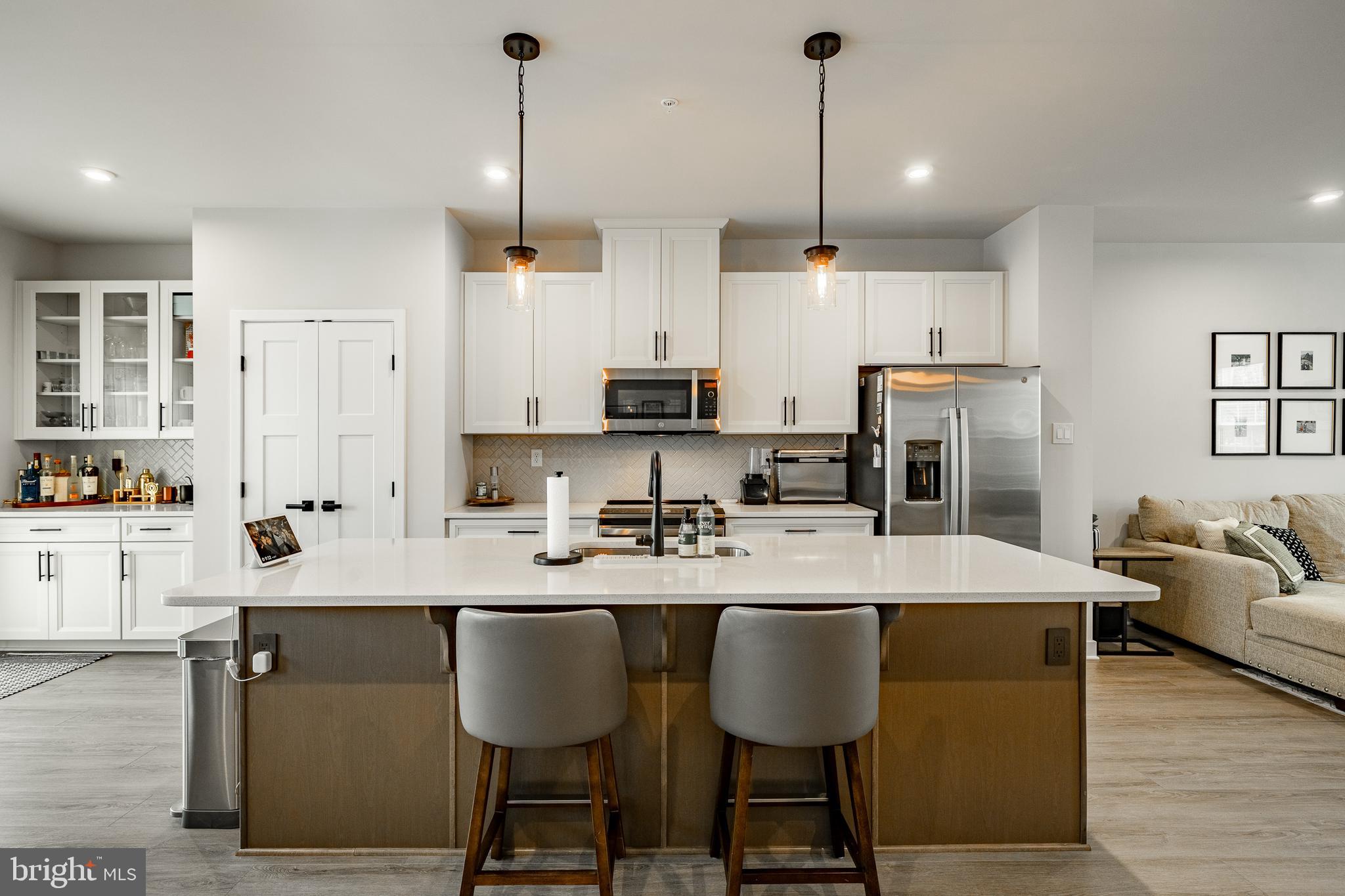 EXTON WALK - Residential