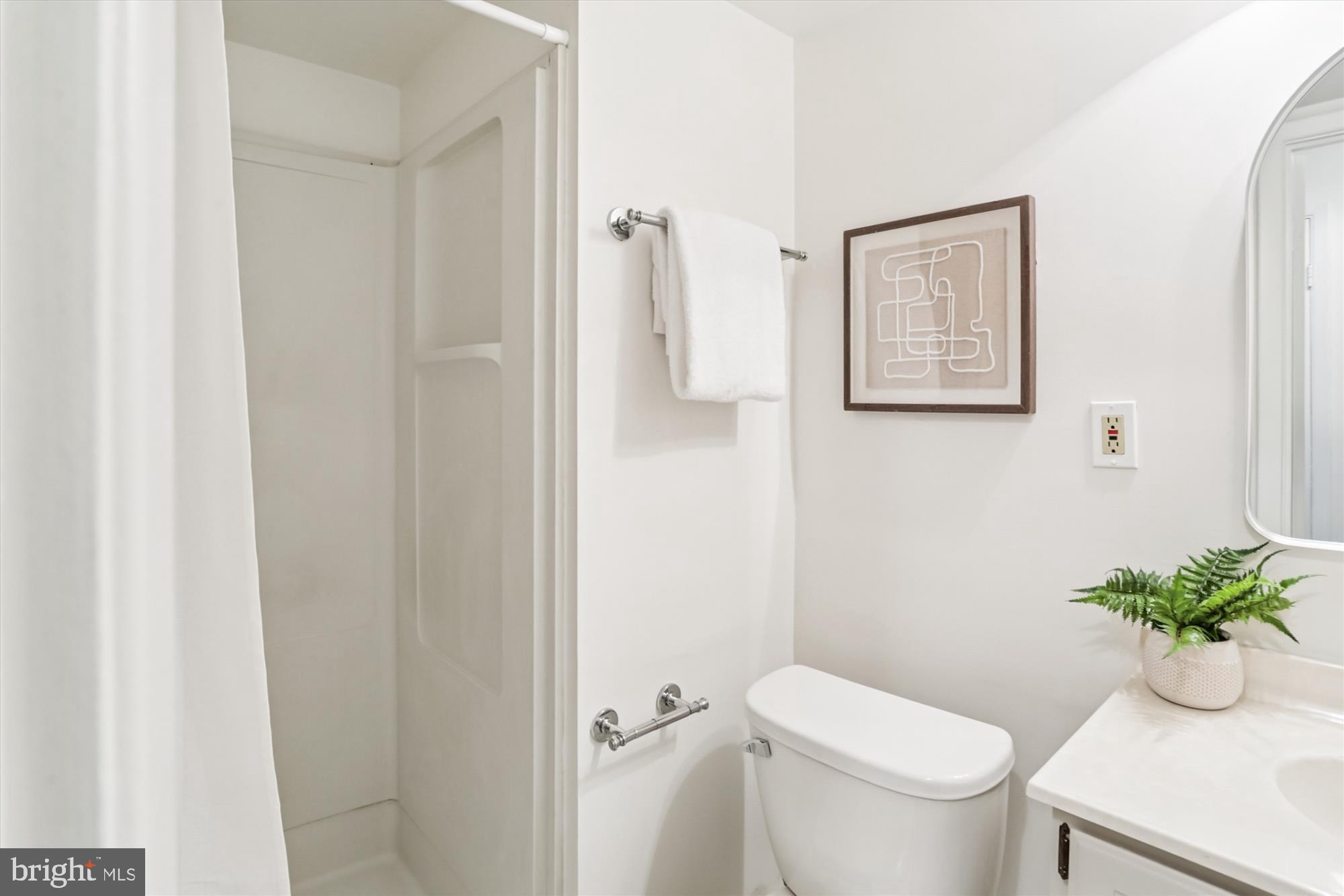 BETHESDA PARK - Residential