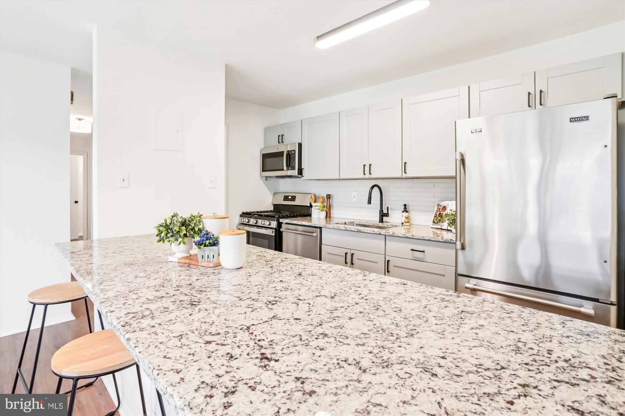 BETHESDA PARK - Residential