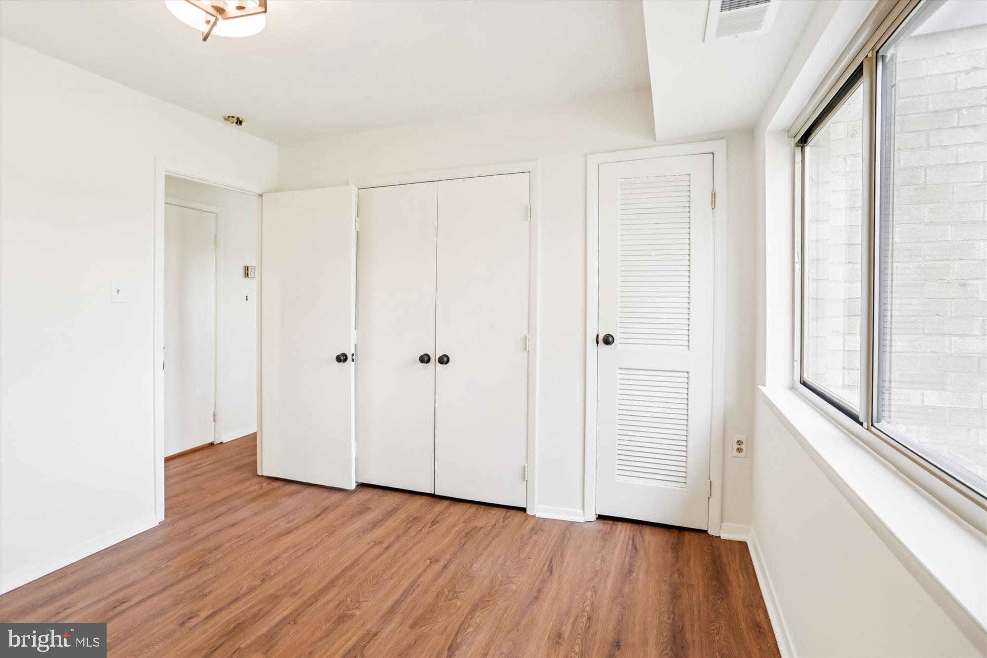 BETHESDA PARK - Residential