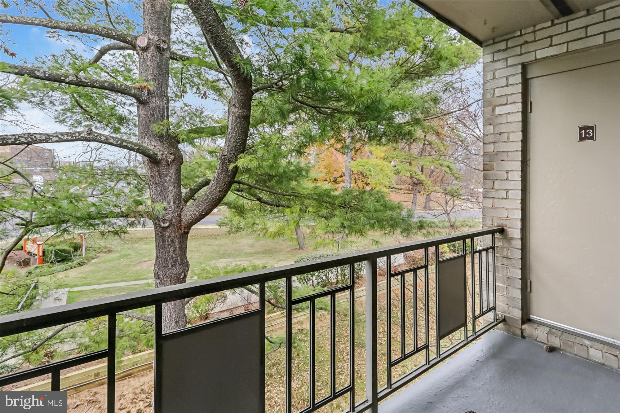 BETHESDA PARK - Residential