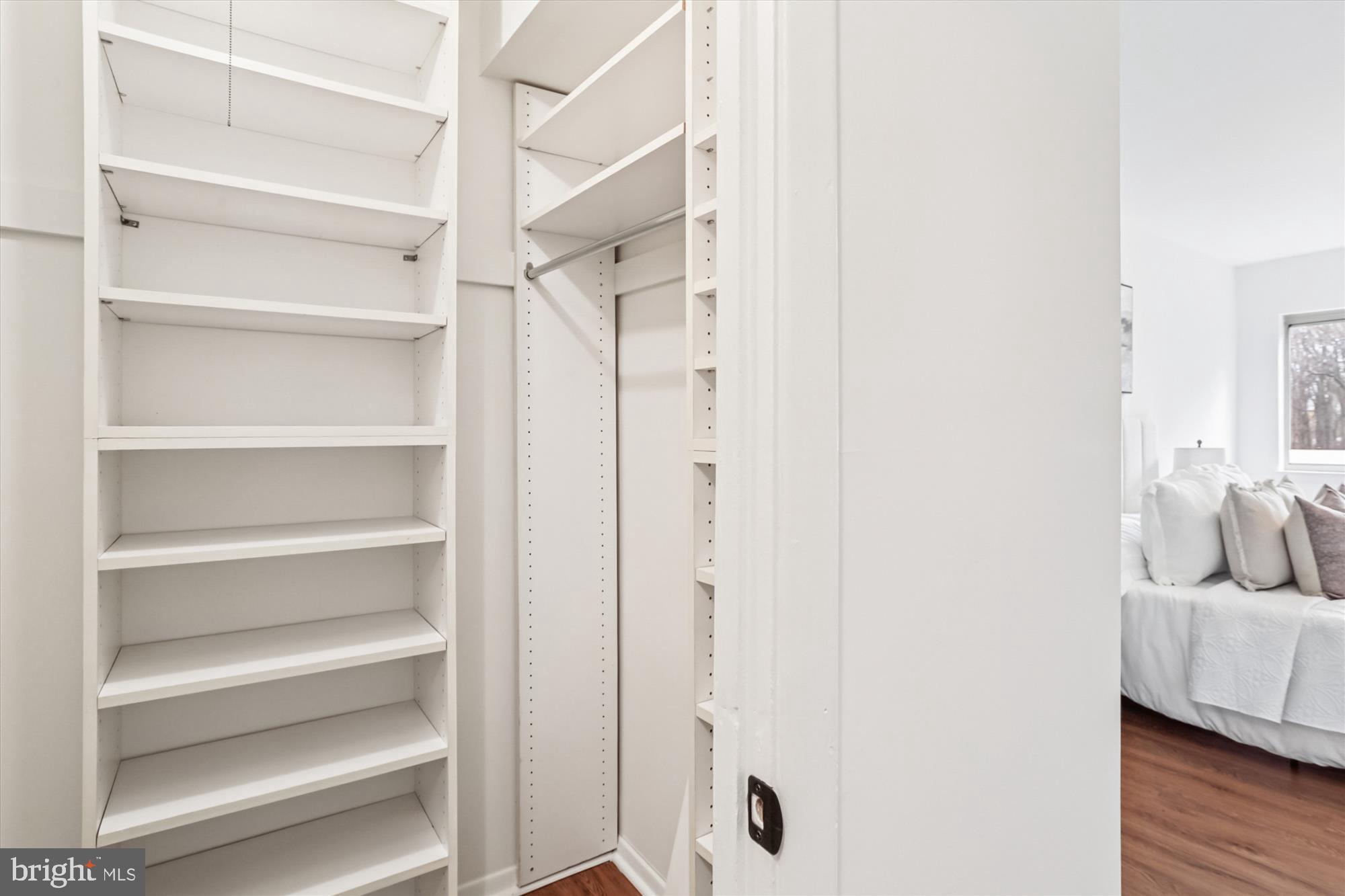 BETHESDA PARK - Residential