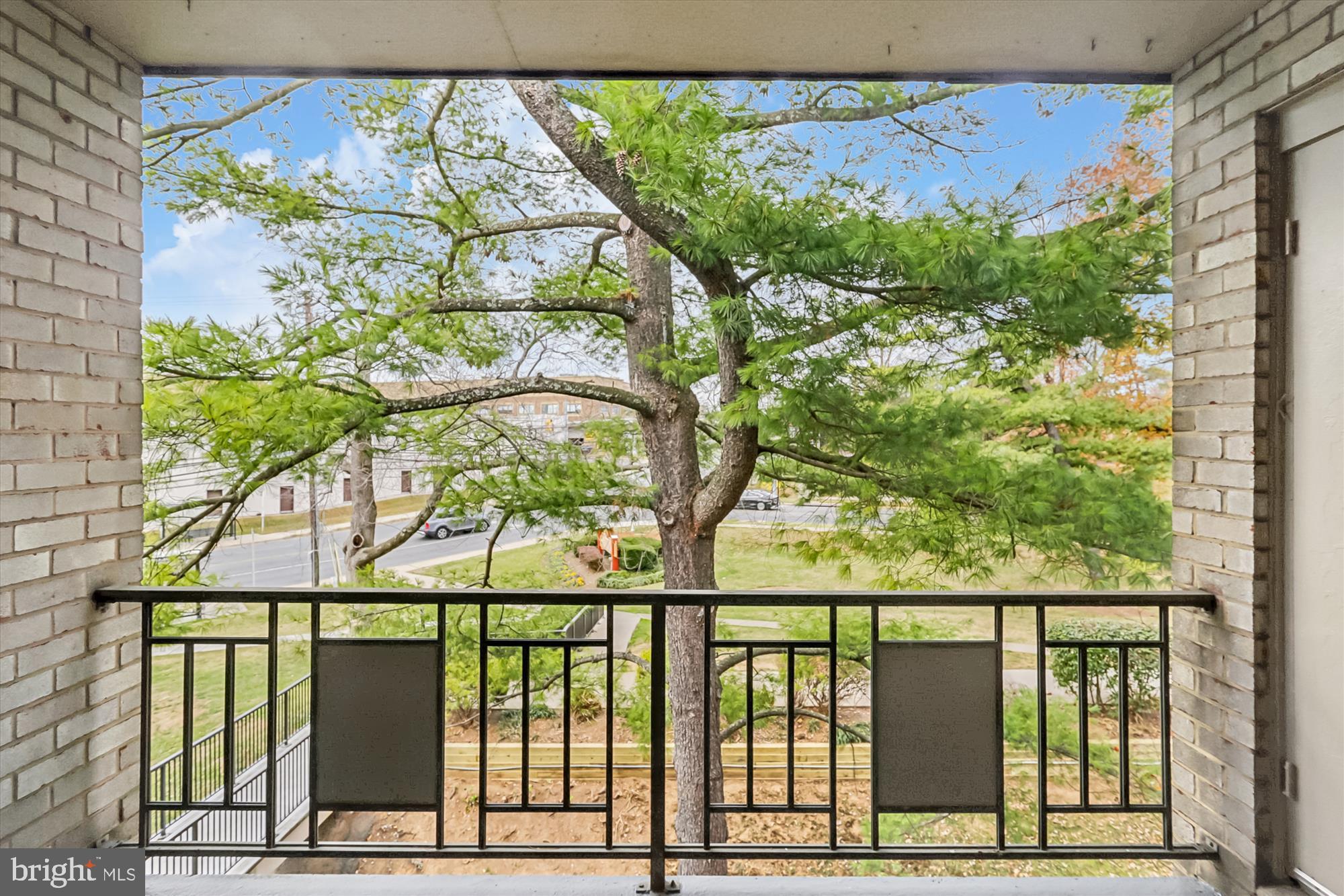 BETHESDA PARK - Residential