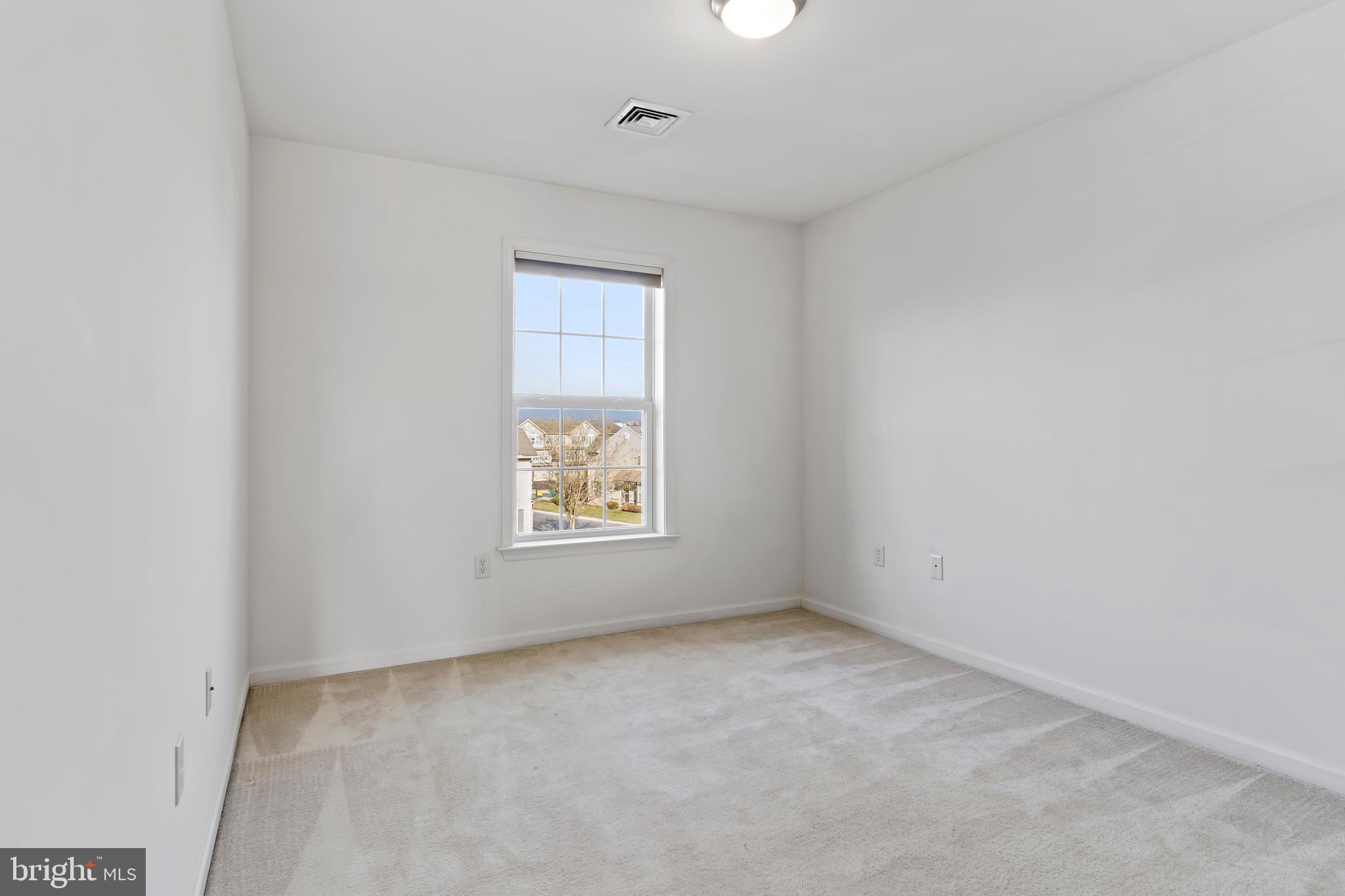 SILVER CREEK - Residential