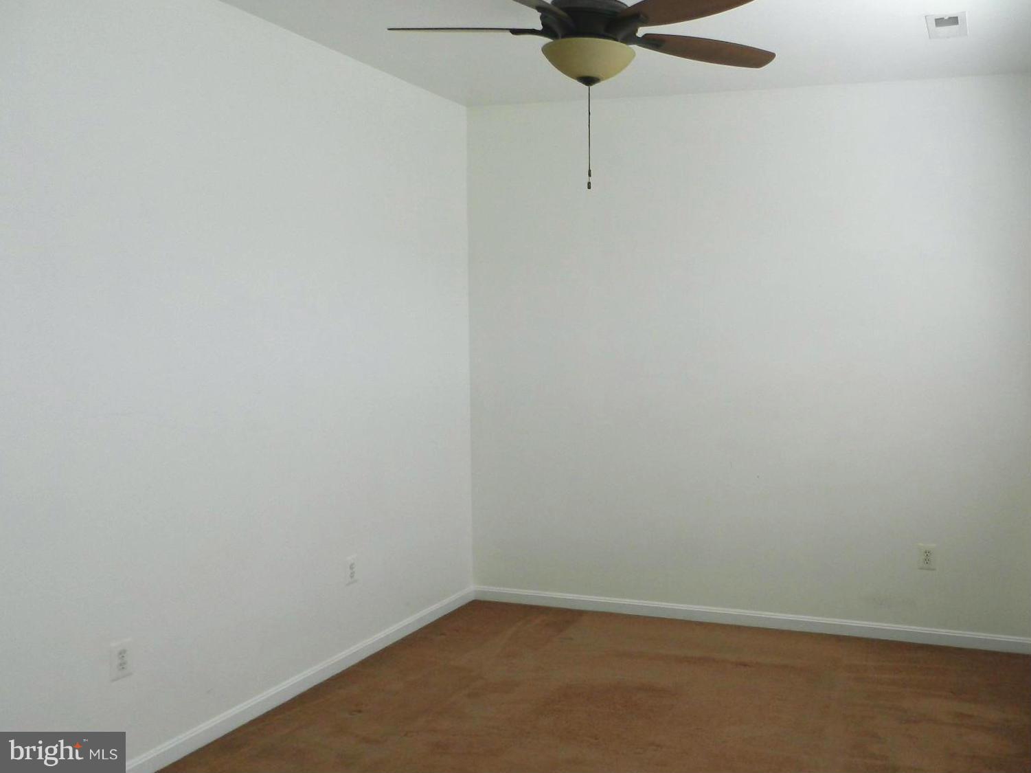 THE GLEN (SALEM FIELDS) - Residential Lease