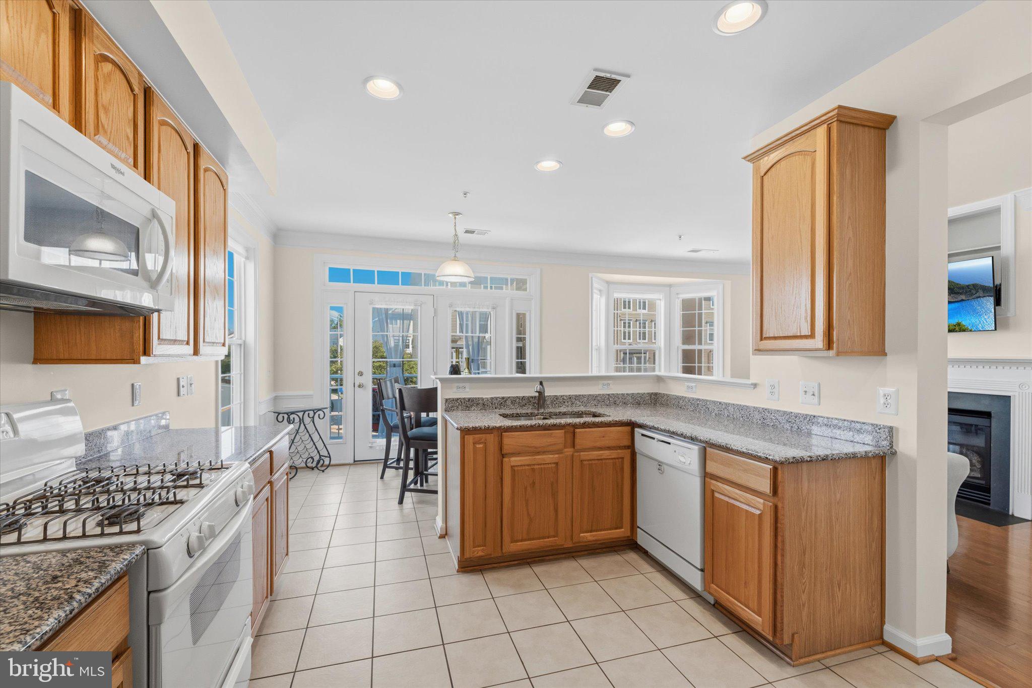 COPPERMINE CROSSING - Residential