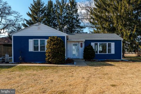 Photo of 650 Park Hill Drive, MANHEIM, PA 17545 (MLS # PALA2064002)