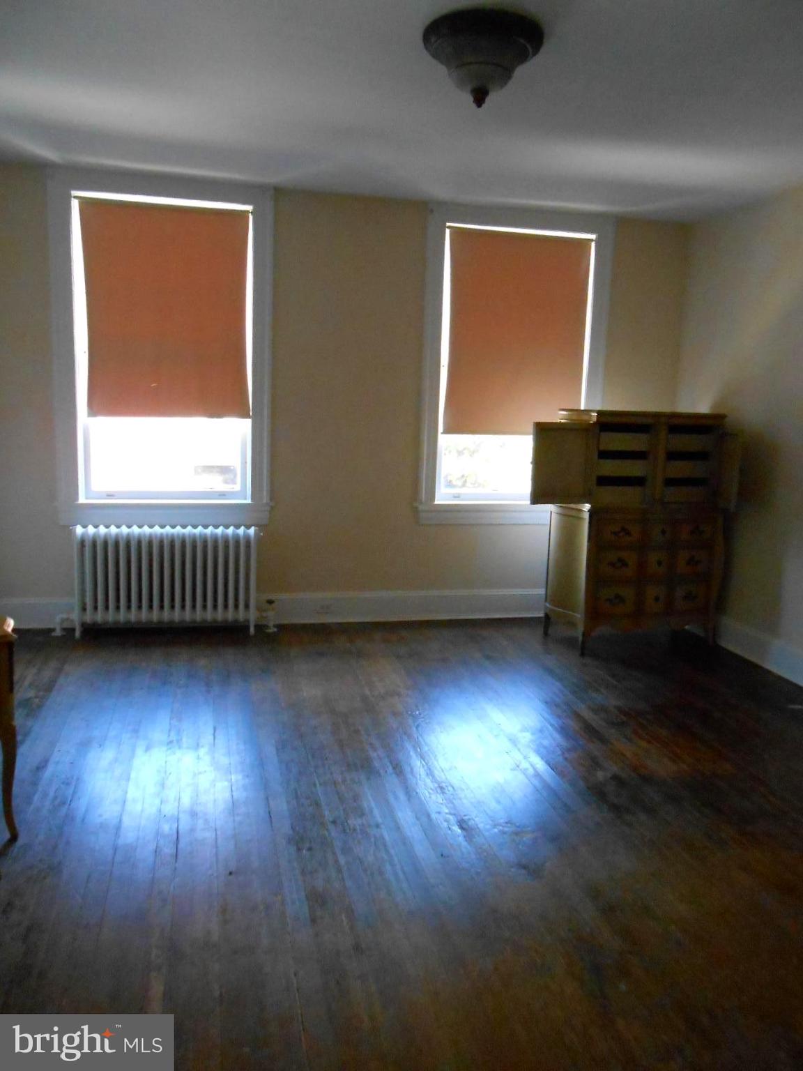 HIGHLANDTOWN - Residential Lease