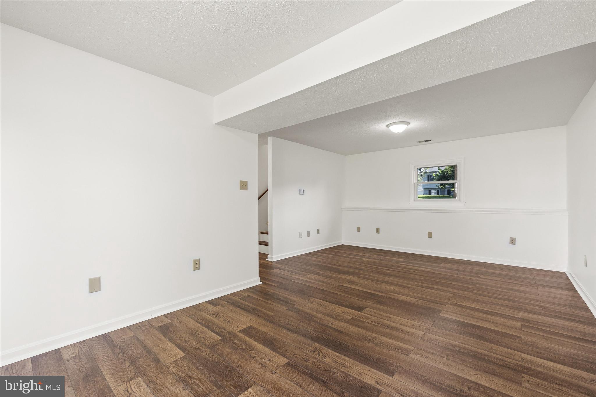 GREENBRIAR VILLAGE - Residential Lease