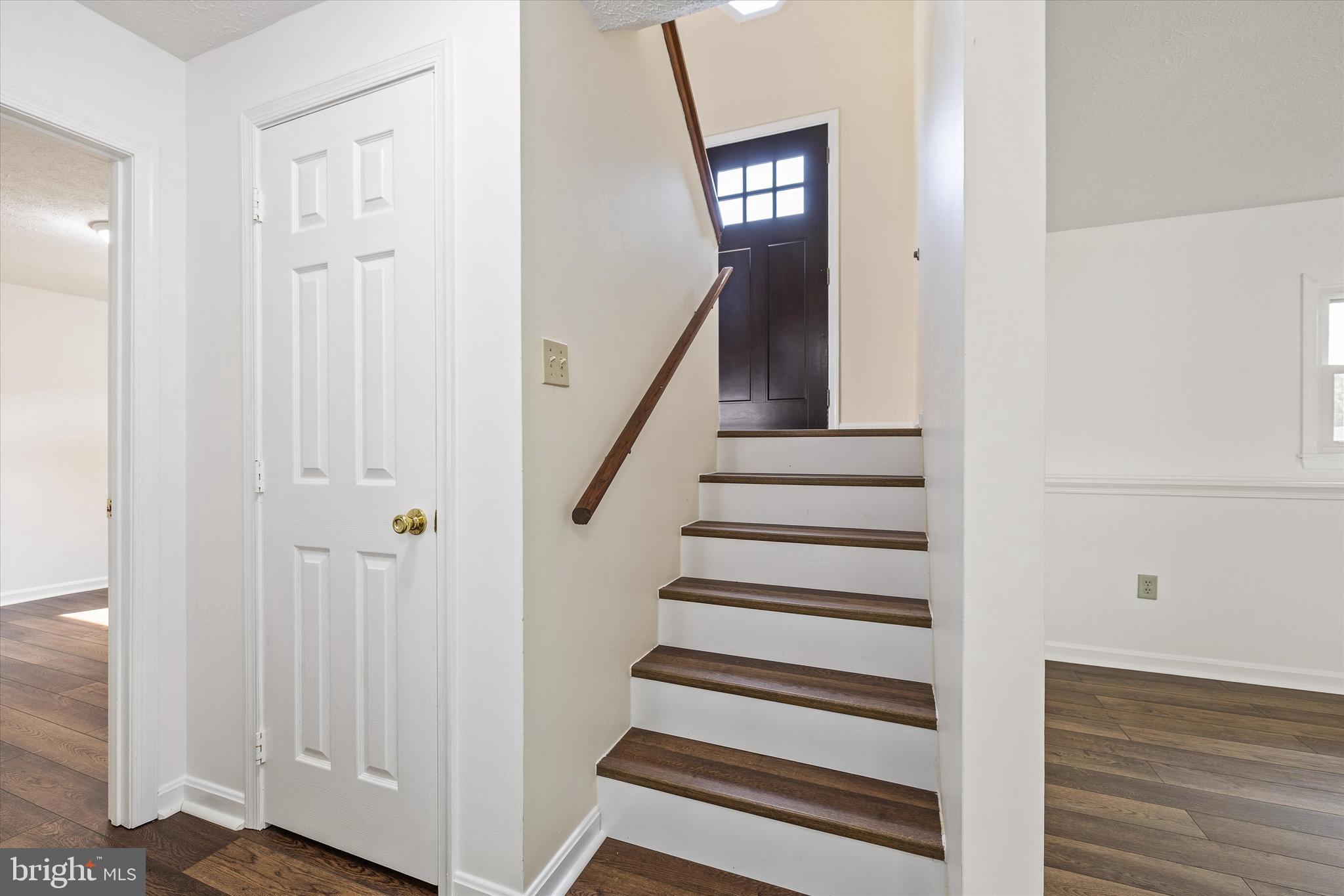 GREENBRIAR VILLAGE - Residential Lease