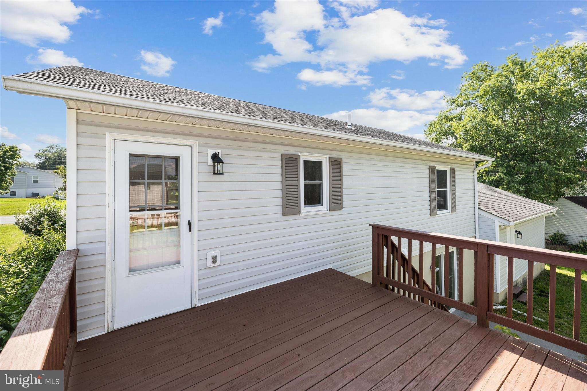 GREENBRIAR VILLAGE - Residential Lease