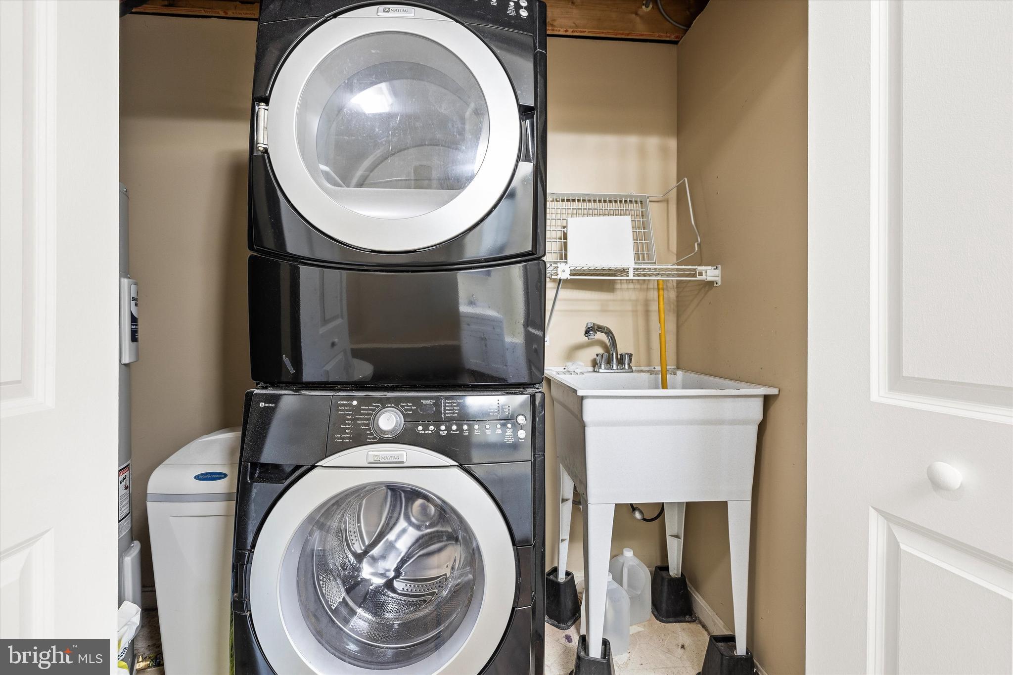 GREENBRIAR VILLAGE - Residential Lease