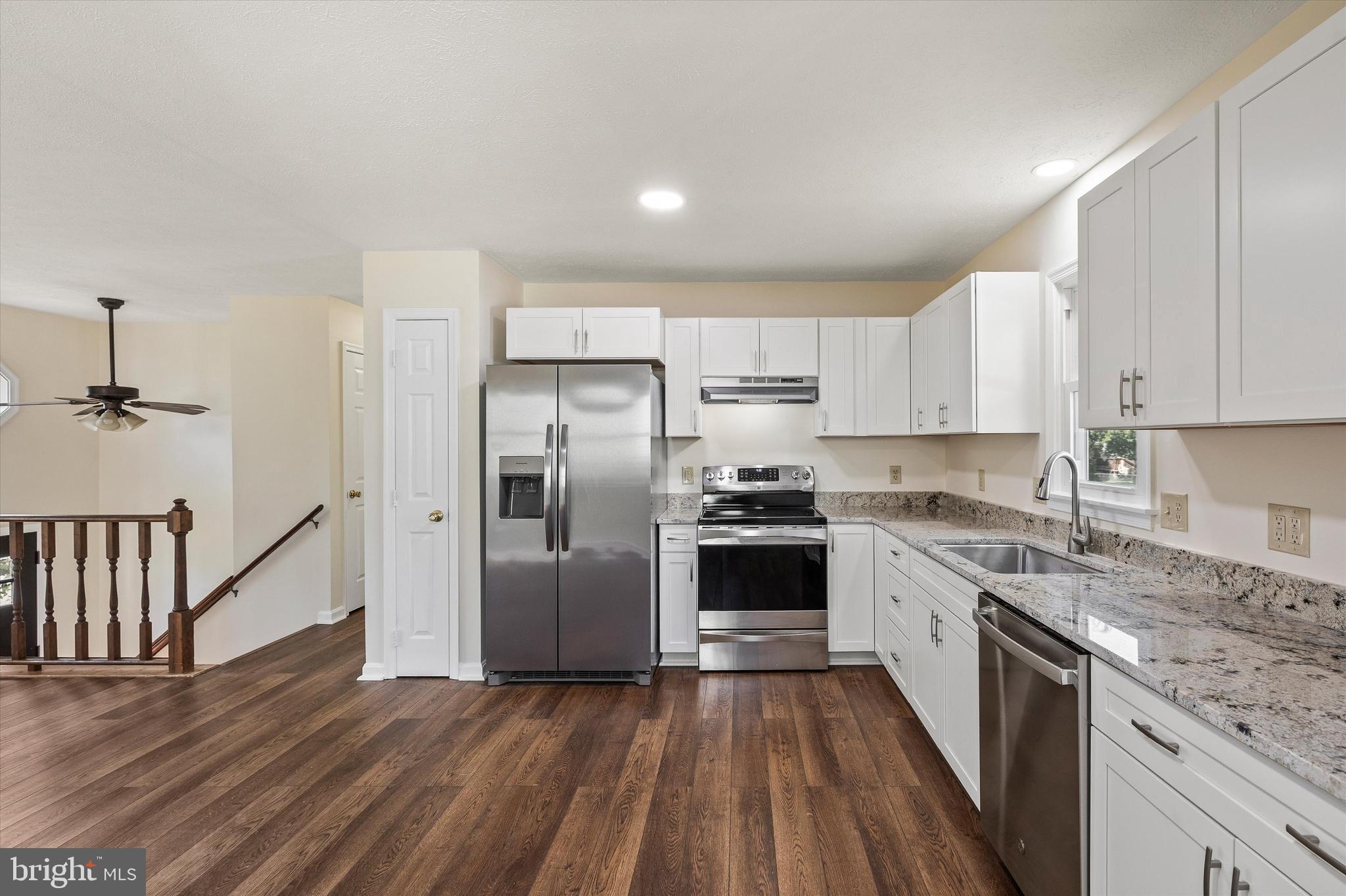 GREENBRIAR VILLAGE - Residential Lease