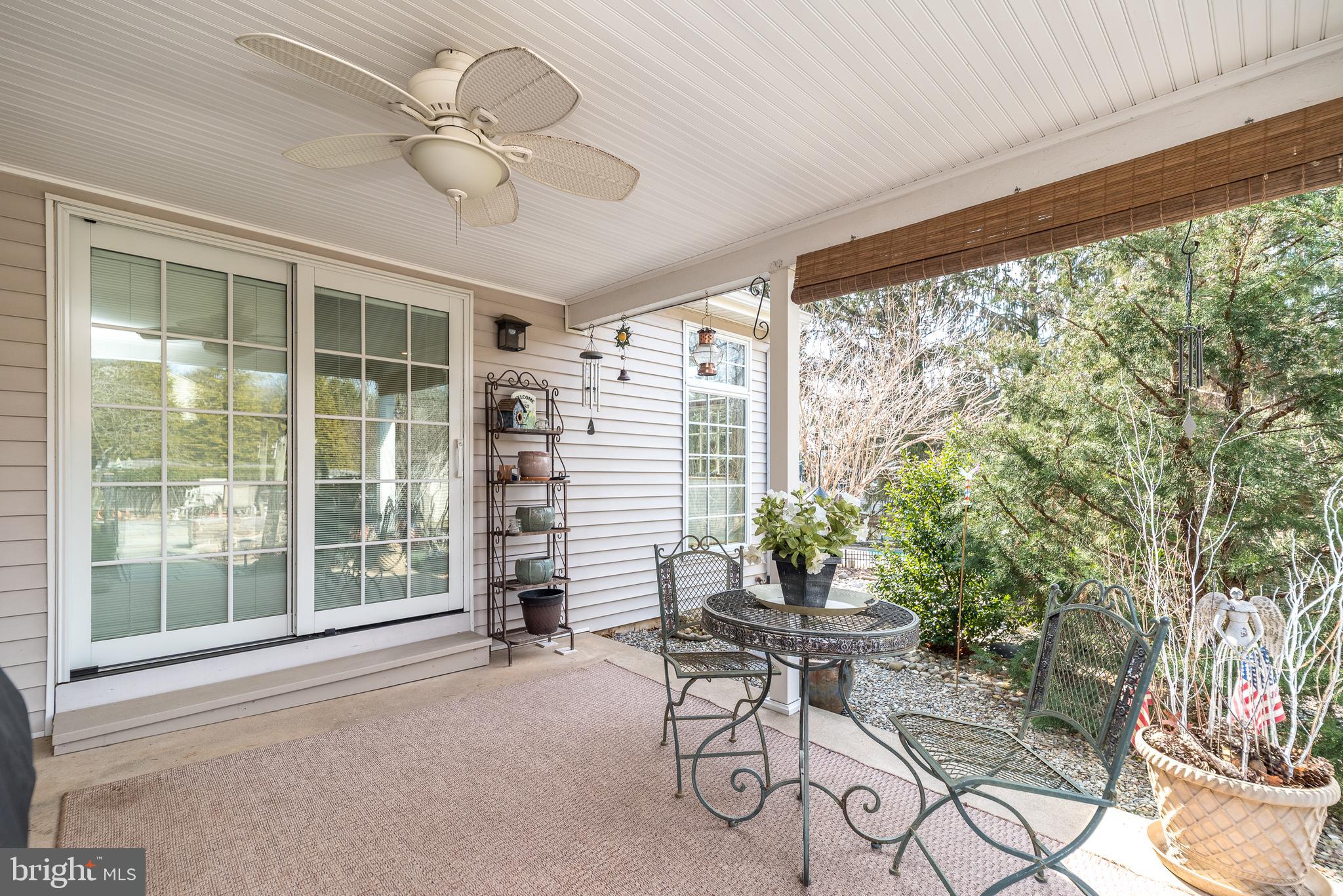 PEBBLE HILL - Residential