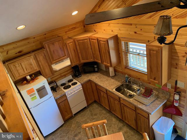 MANN TOWNSHIP - Residential