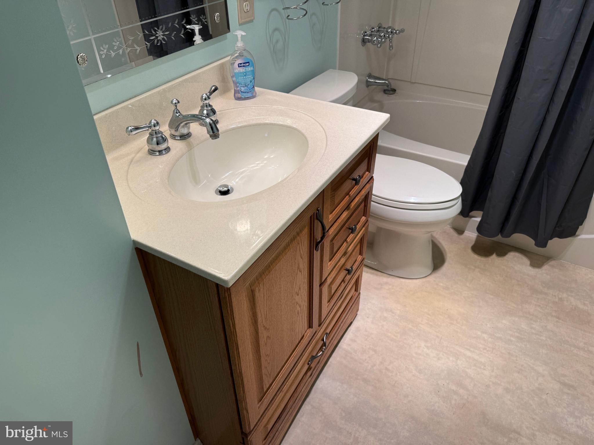 OAK RIDGE - Residential