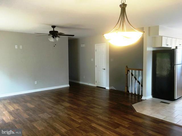 E L DAVIS - Residential