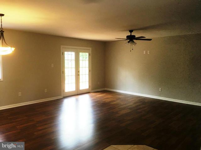 E L DAVIS - Residential