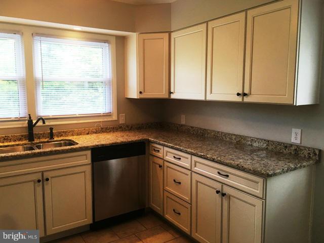 E L DAVIS - Residential