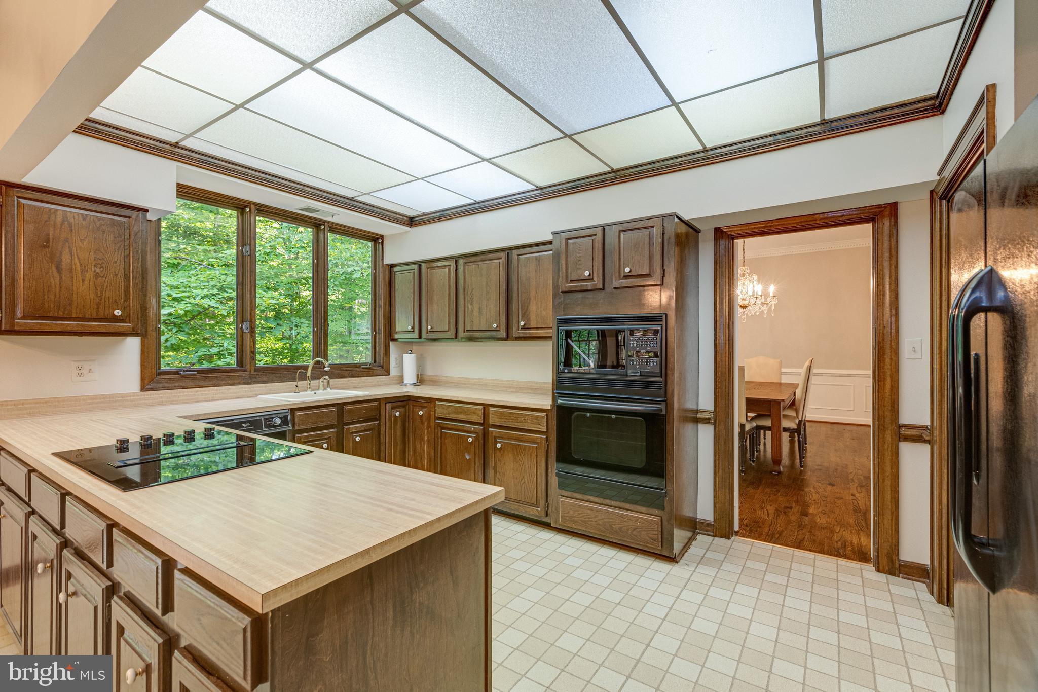 HAMPTON HILLS - Residential