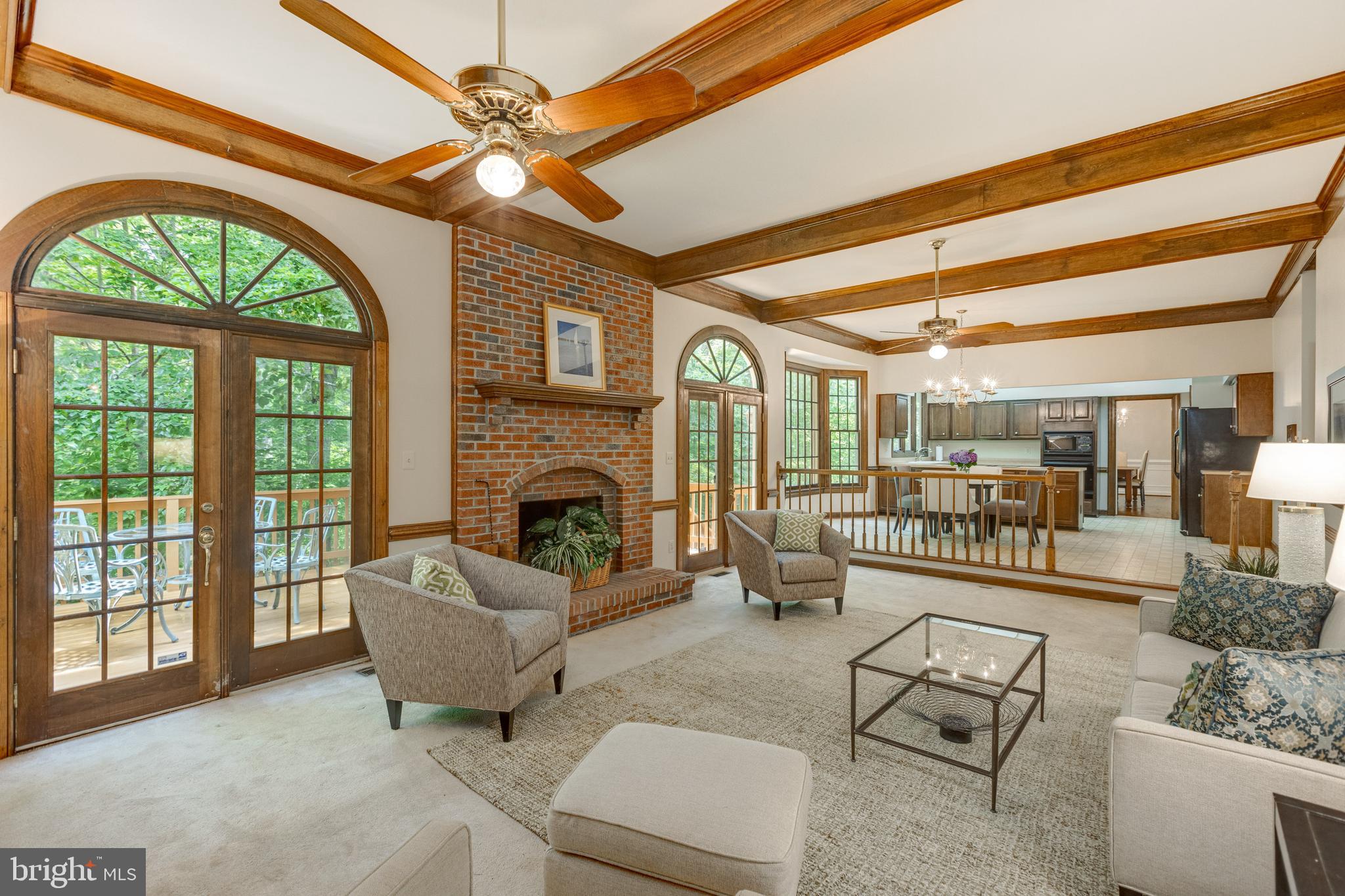 HAMPTON HILLS - Residential